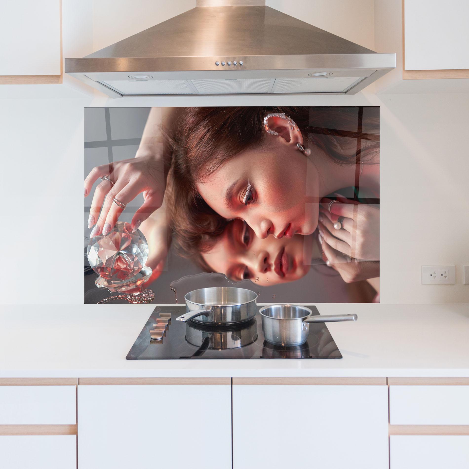 Panou Sticla Bucatarie Big Diamond Hand mockup 5