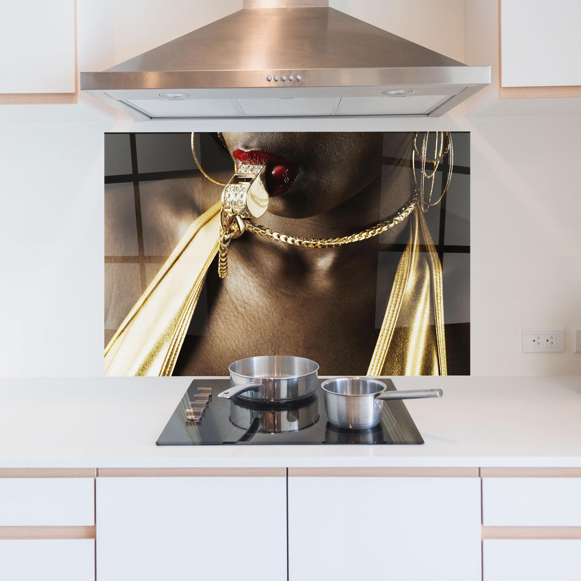 Panou Sticla Bucatarie Golden Whistle mockup 5