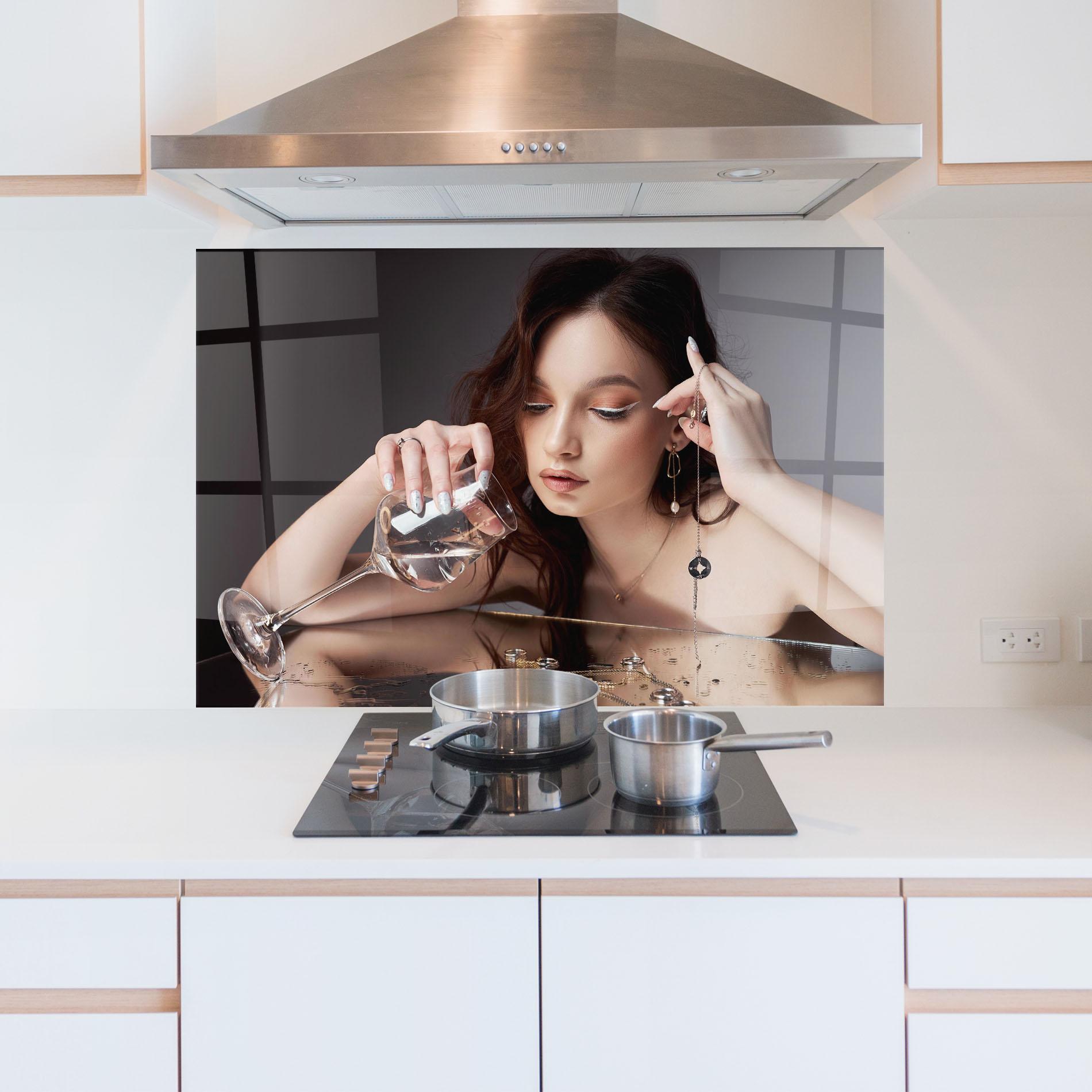 Panou Sticla Bucatarie Wet Rings mockup 5