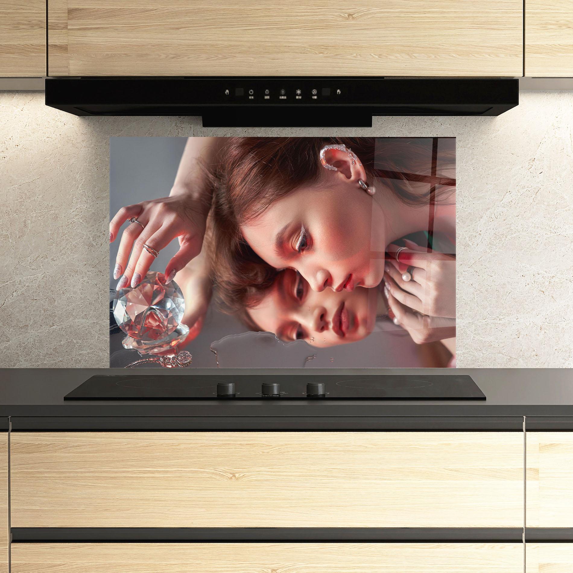 Panou Sticla Bucatarie Big Diamond Hand mockup 3