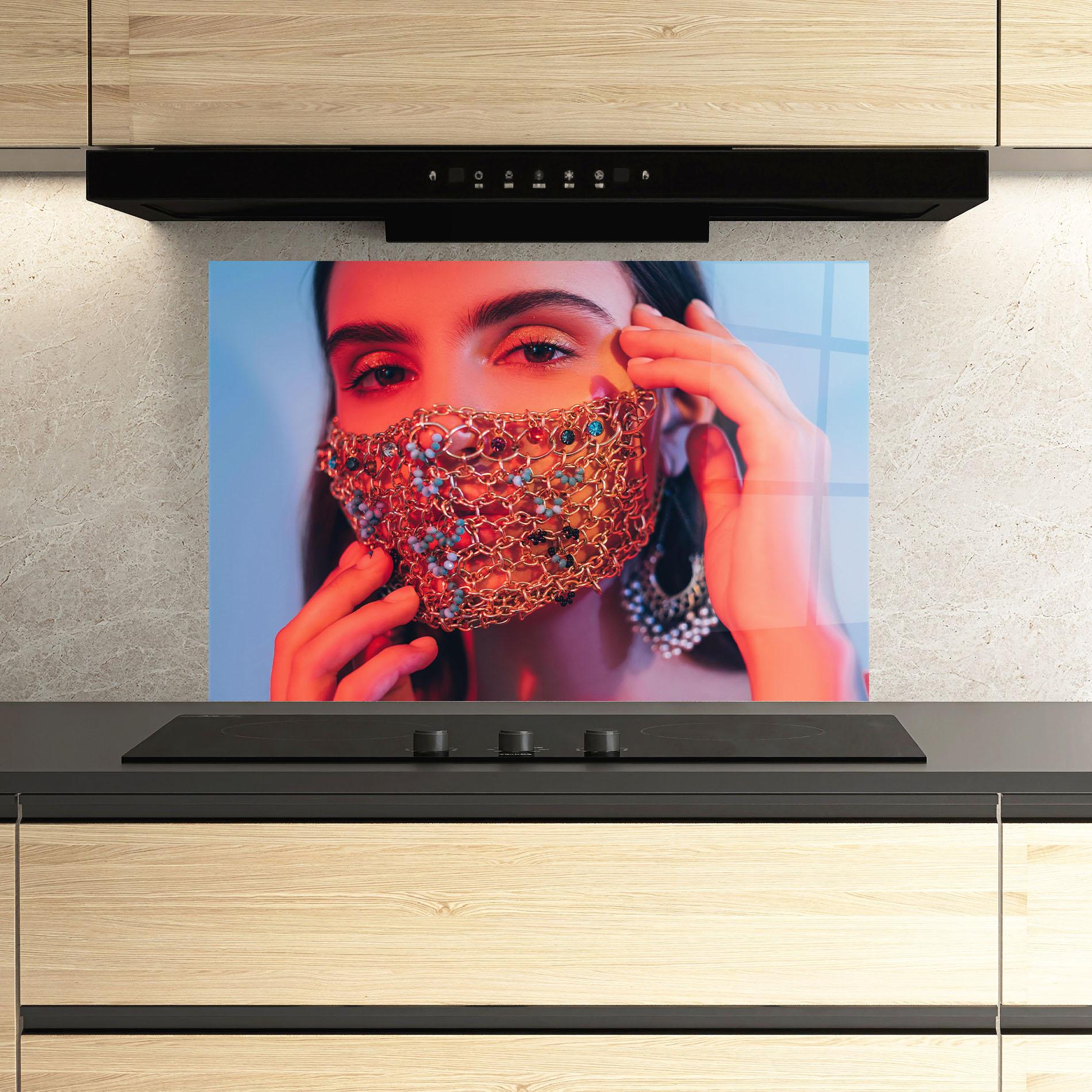 Panou Sticla Bucatarie Gold Chain Face Mask mockup 3