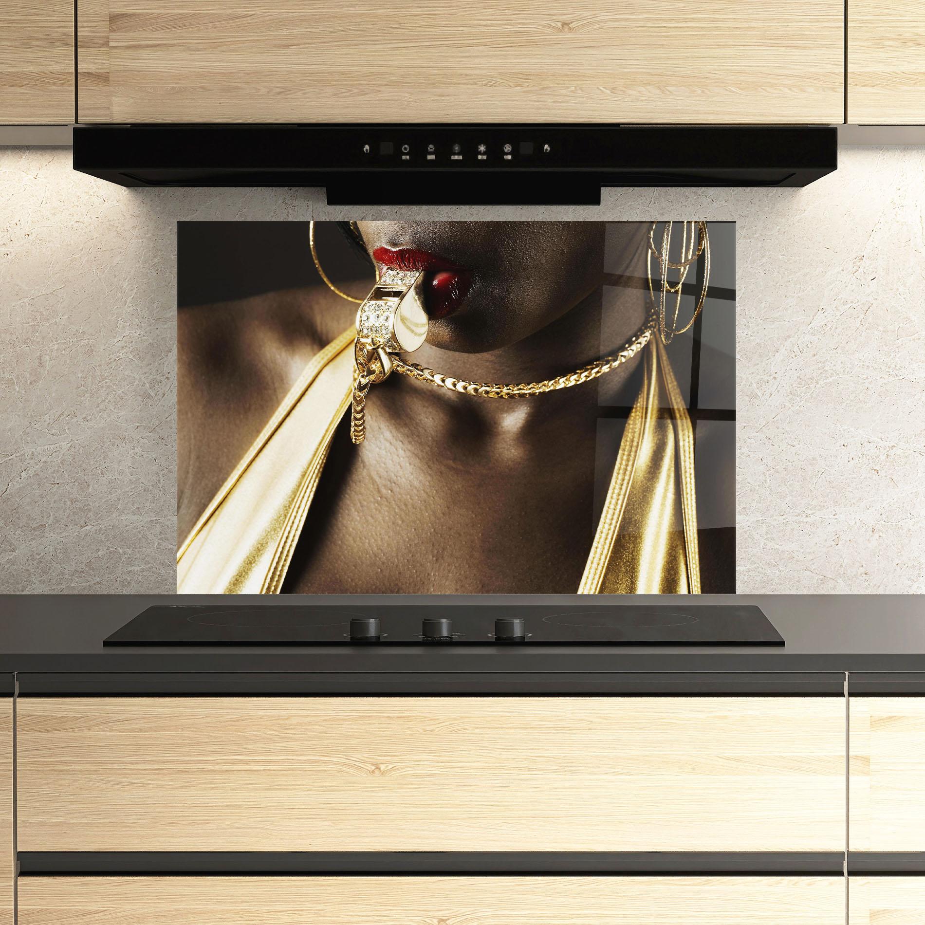 Panou Sticla Bucatarie Golden Whistle mockup 3