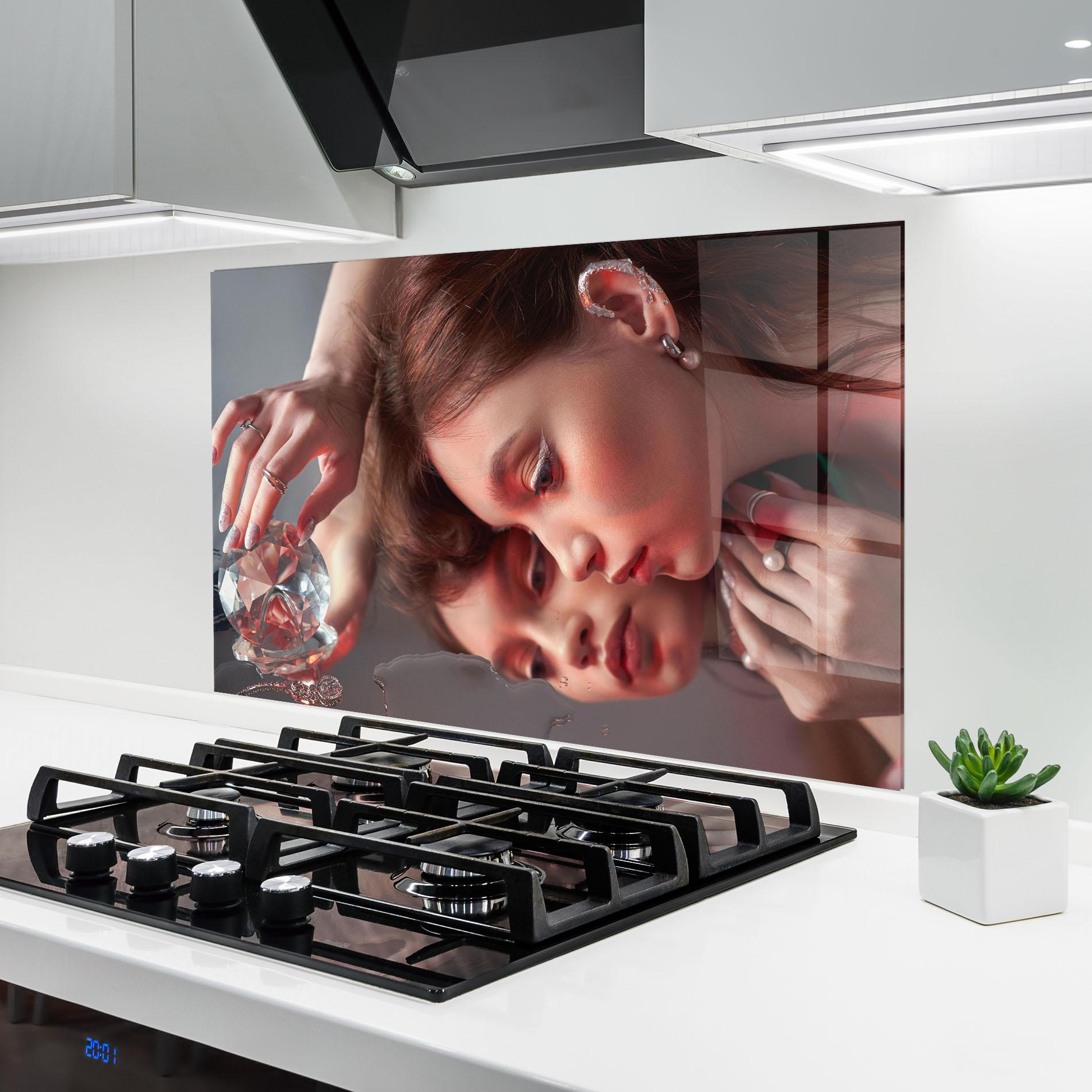 Panou Sticla Bucatarie Big Diamond Hand mockup 6