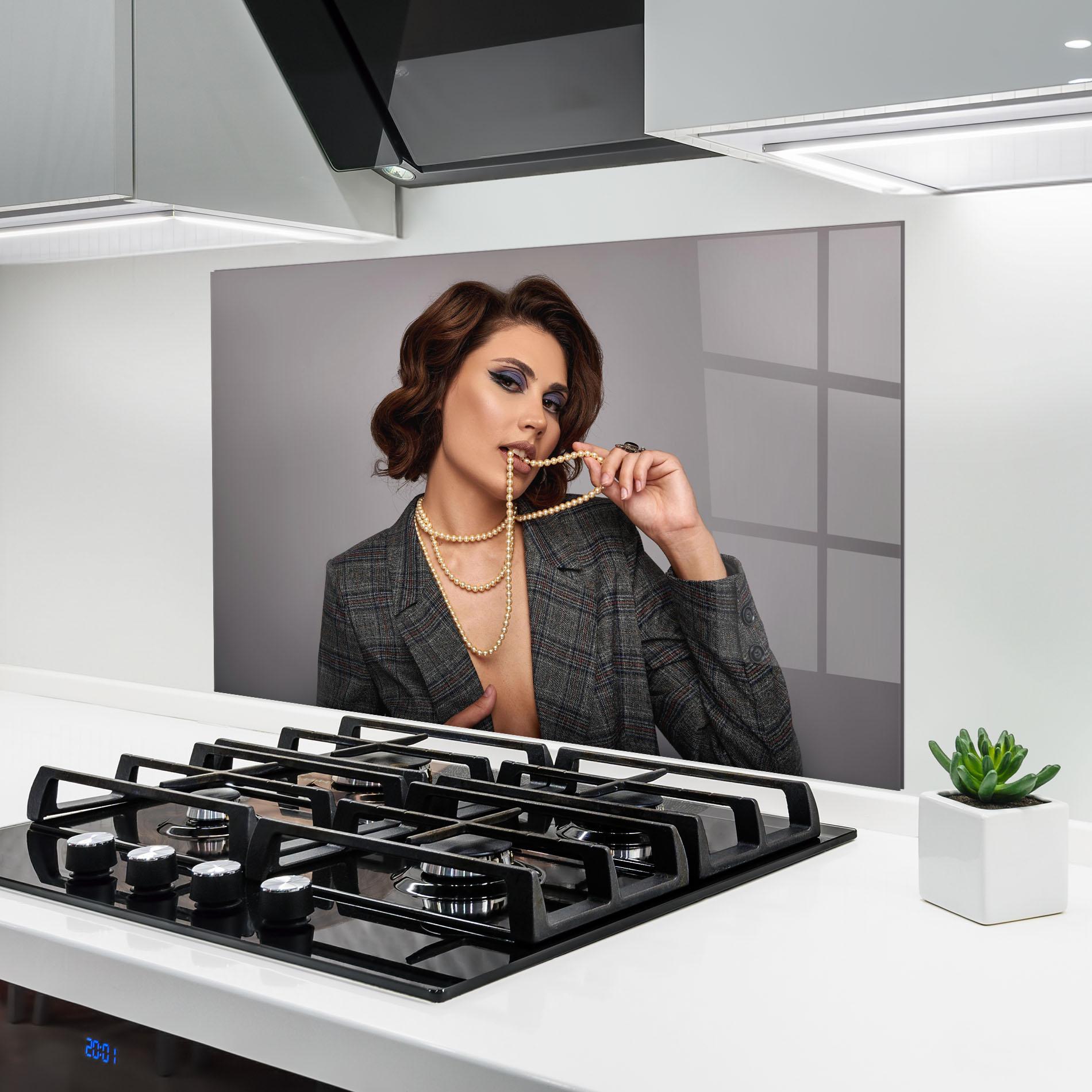 Panou Sticla Bucatarie Gold Pearls mockup 6