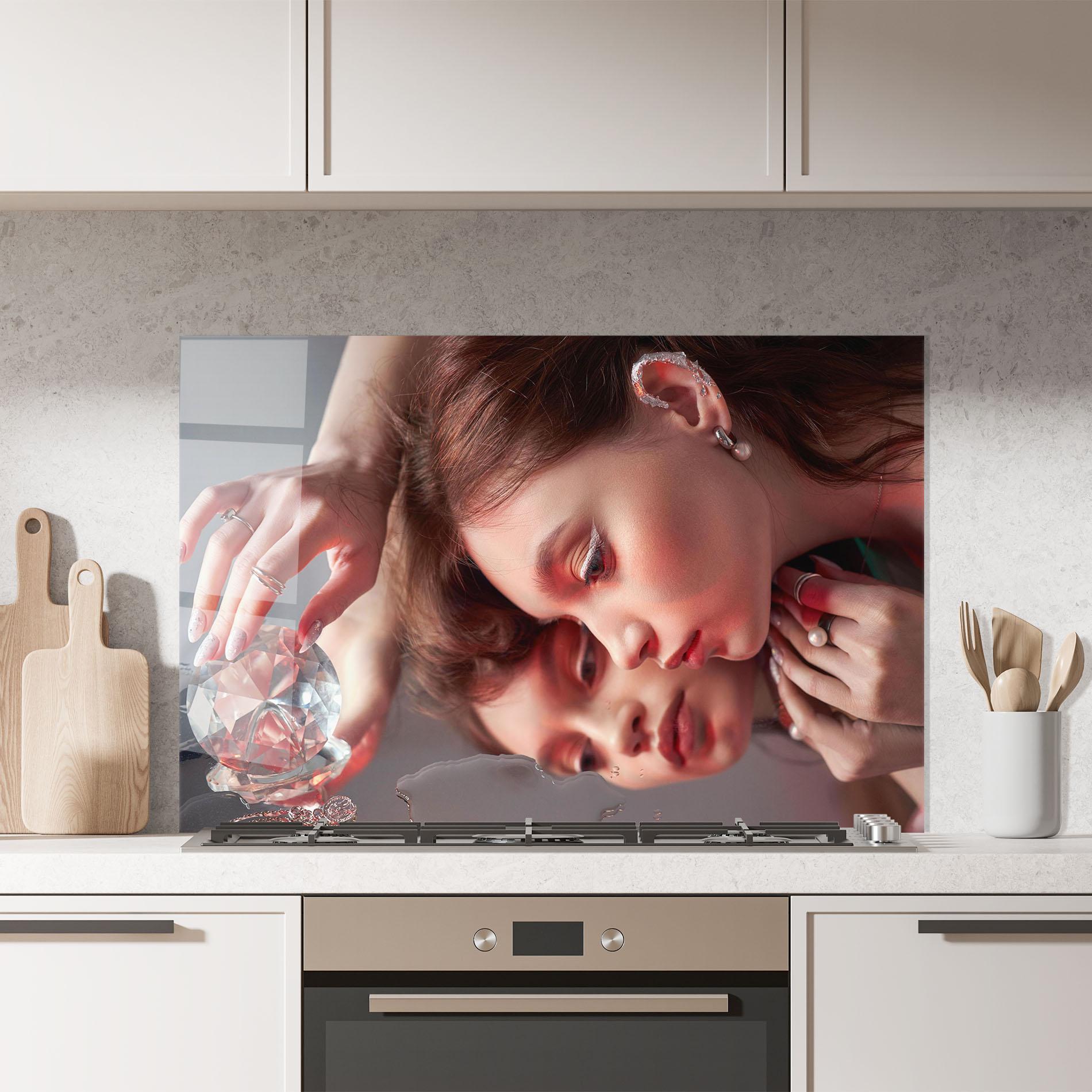 Panou Sticla Bucatarie Big Diamond Hand mockup 7