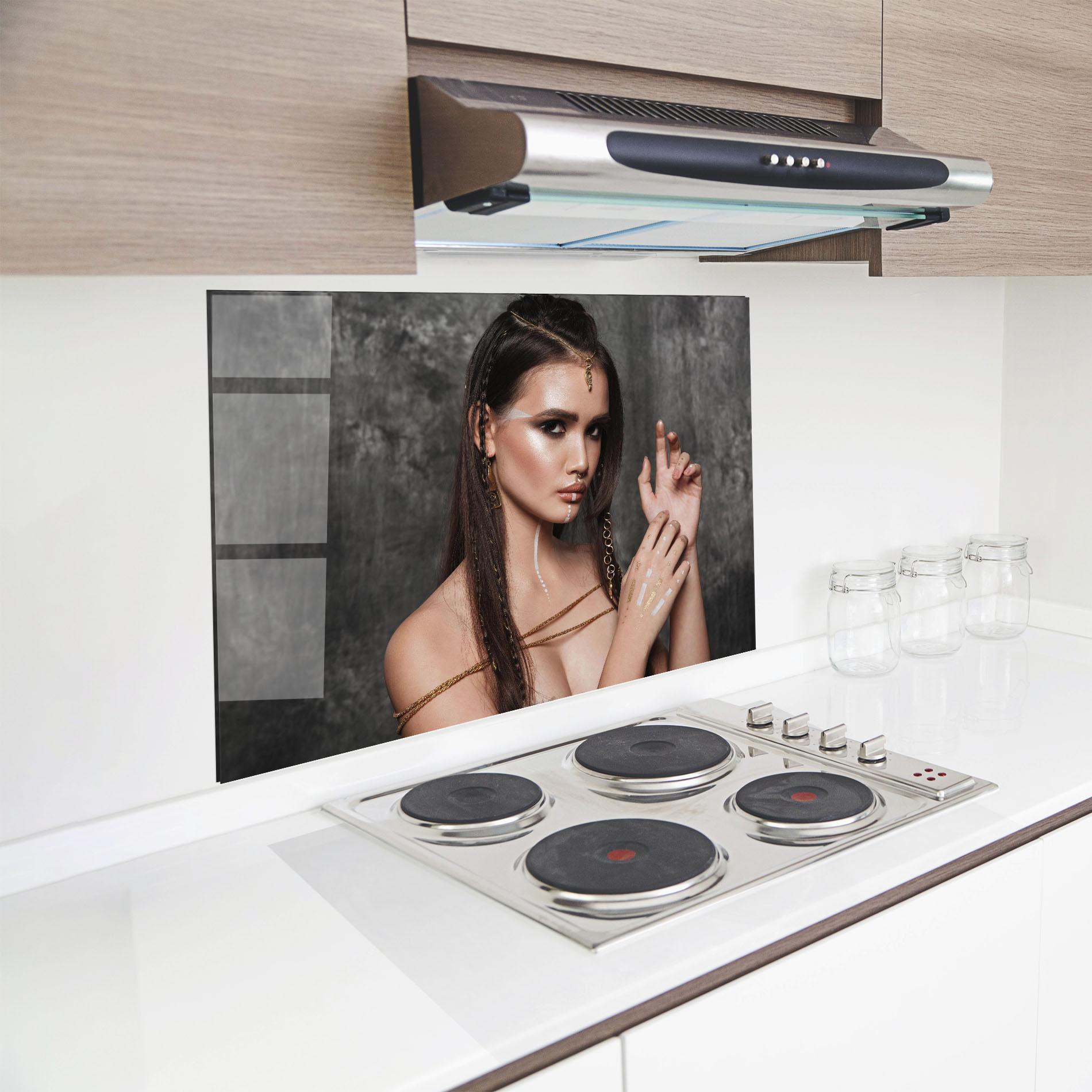 Panou Sticla Bucatarie Gold Hair Accessory mockup 8