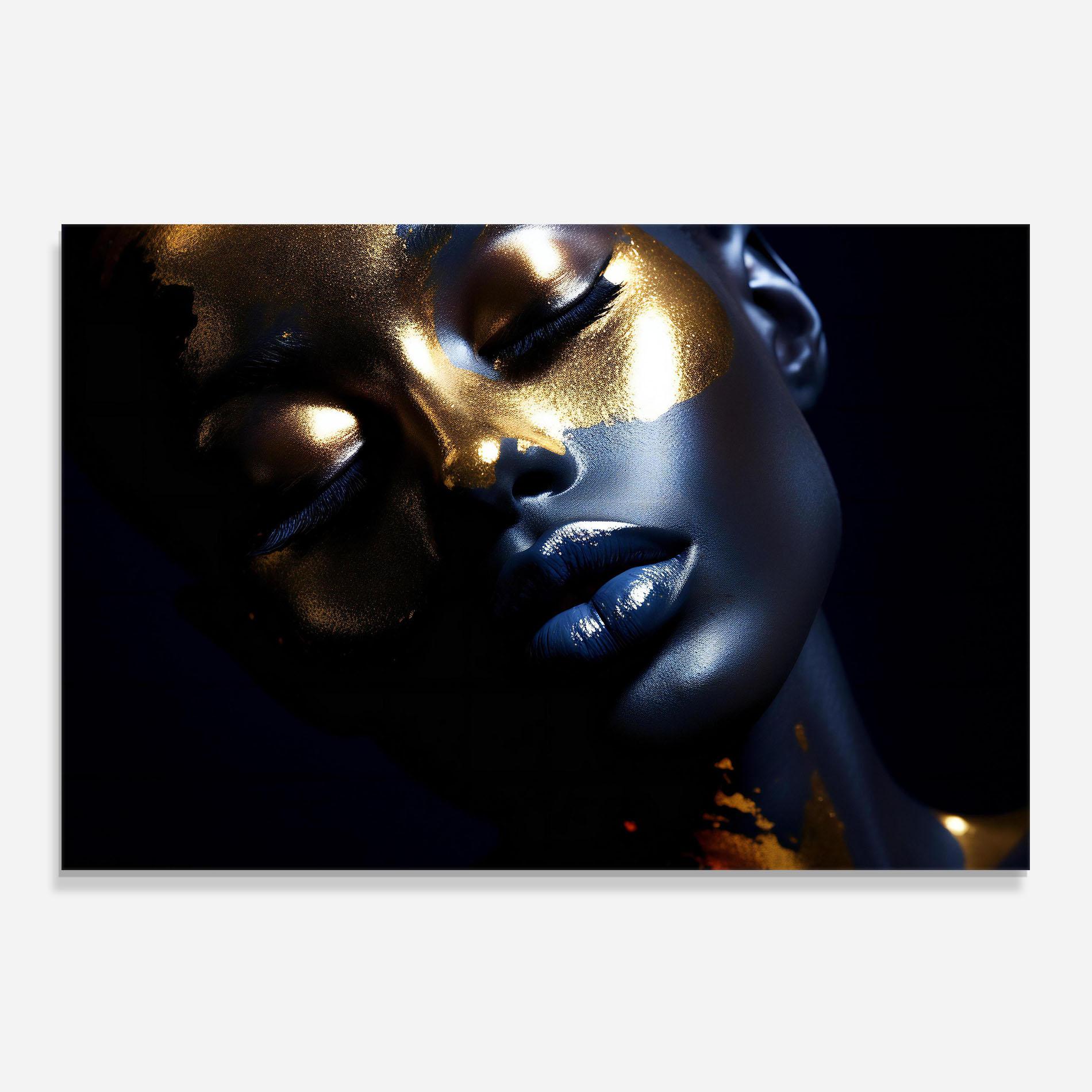 Panou Sticla Bucatarie Pretty Gold Makeup mockup 0