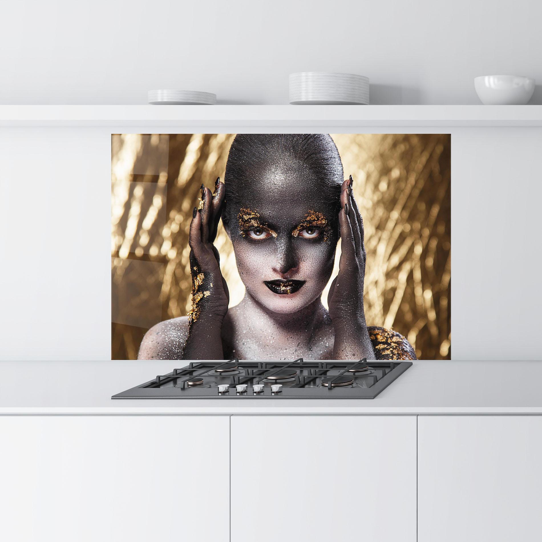 Panou Sticla Bucatarie Glitter Artistic Makeup mockup 9