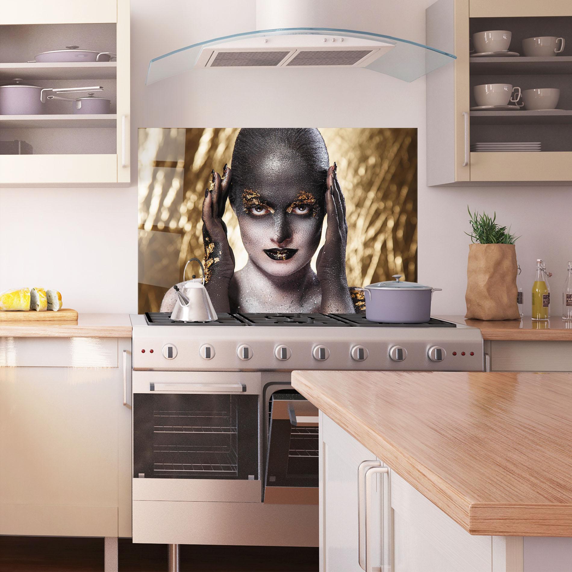 Panou Sticla Bucatarie Glitter Artistic Makeup mockup 1