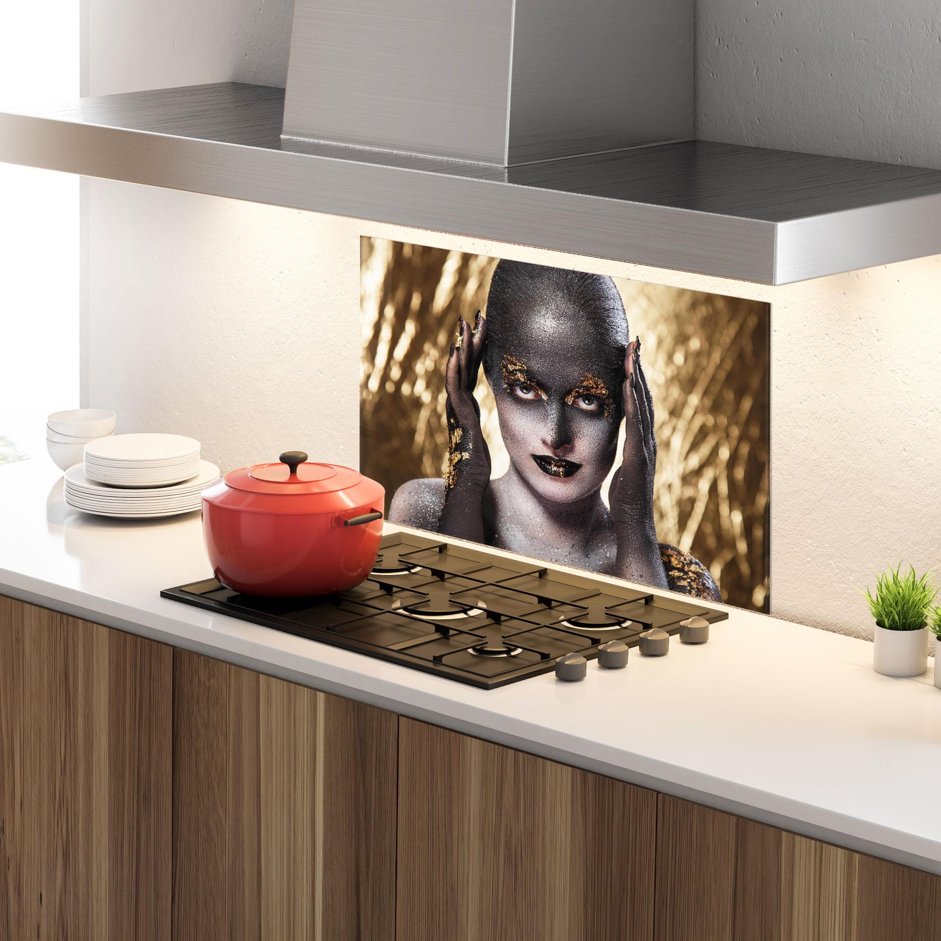 Panou Sticla Bucatarie Glitter Artistic Makeup mockup 4