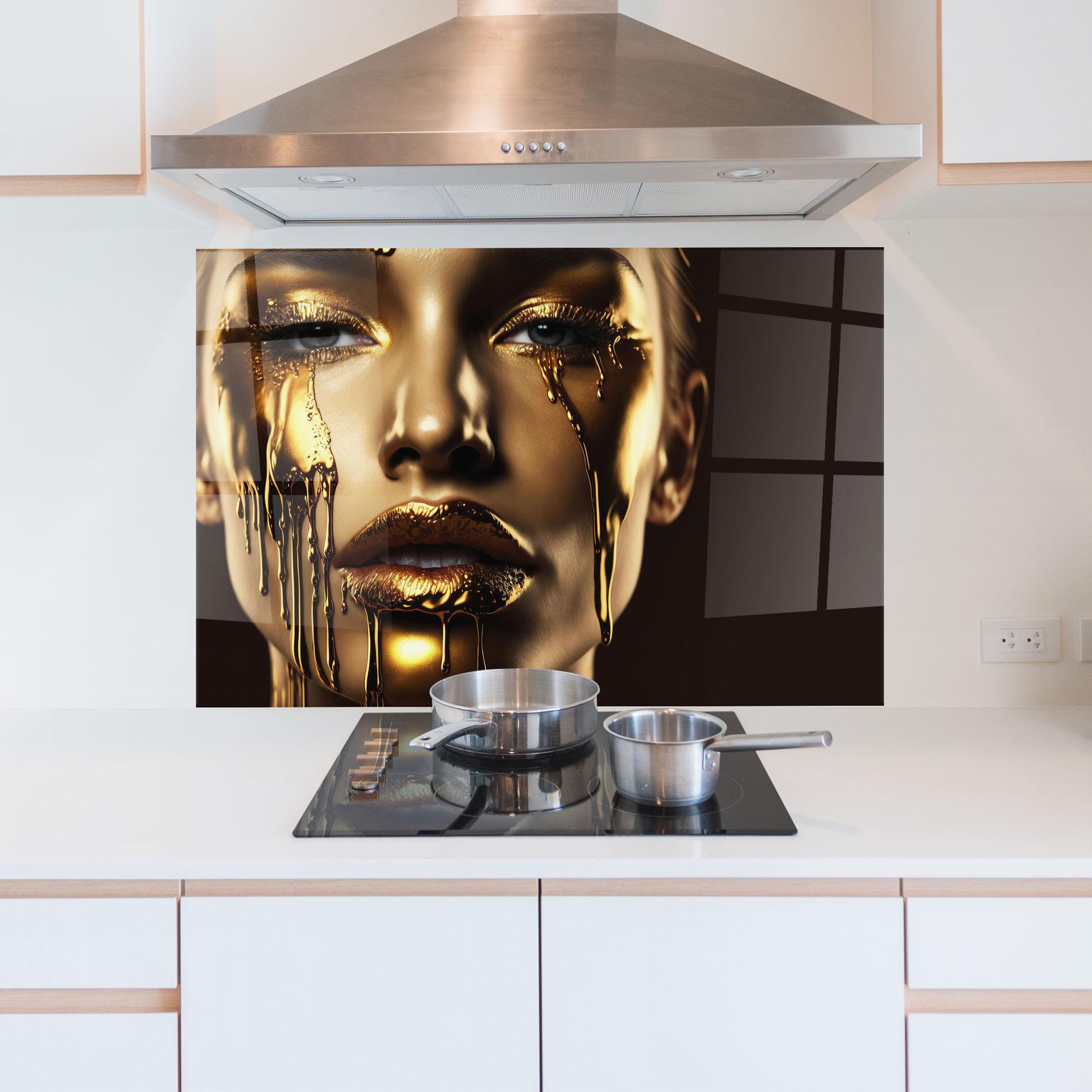 Panou Sticla Bucatarie Gold Dripping Makeup mockup 5