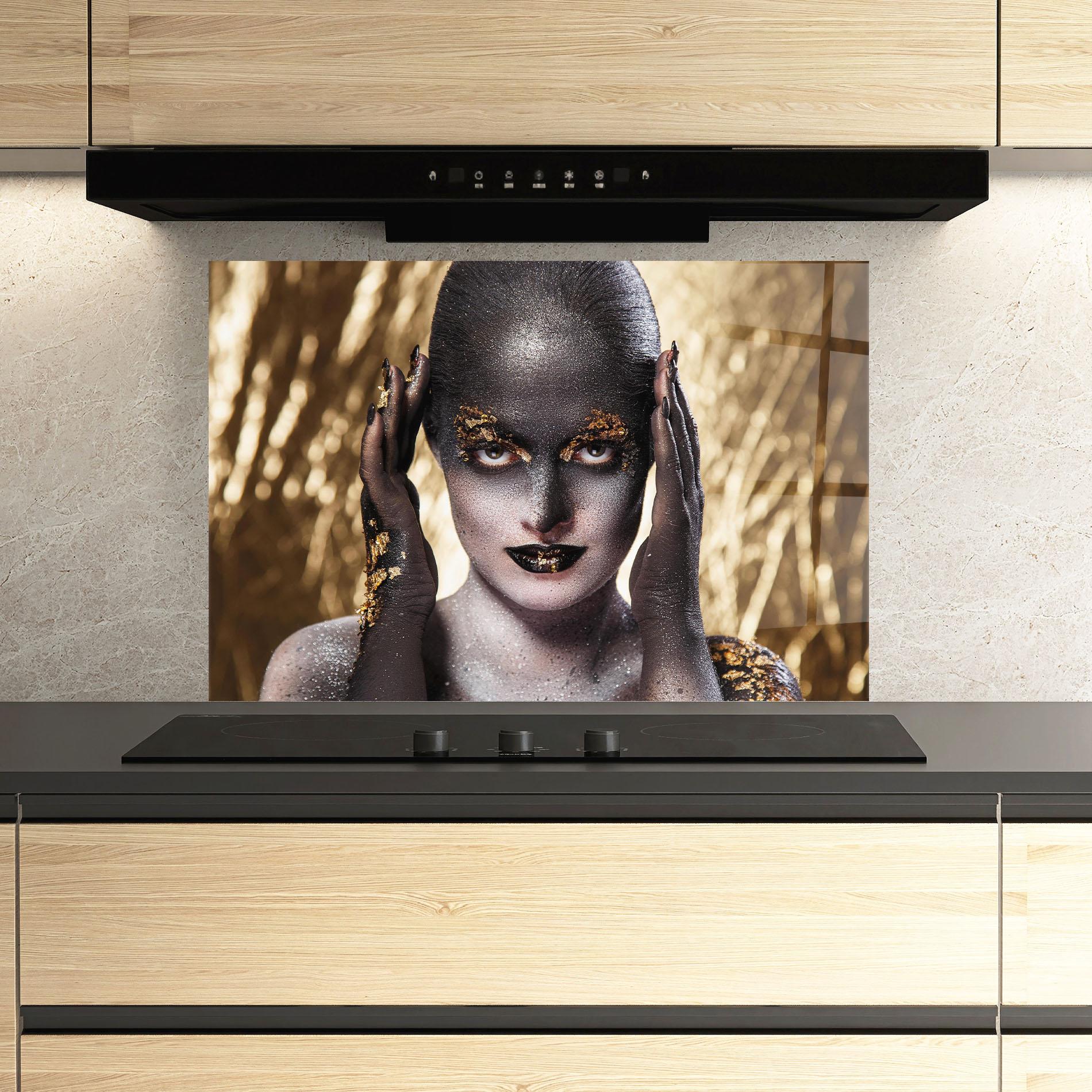 Panou Sticla Bucatarie Glitter Artistic Makeup mockup 3