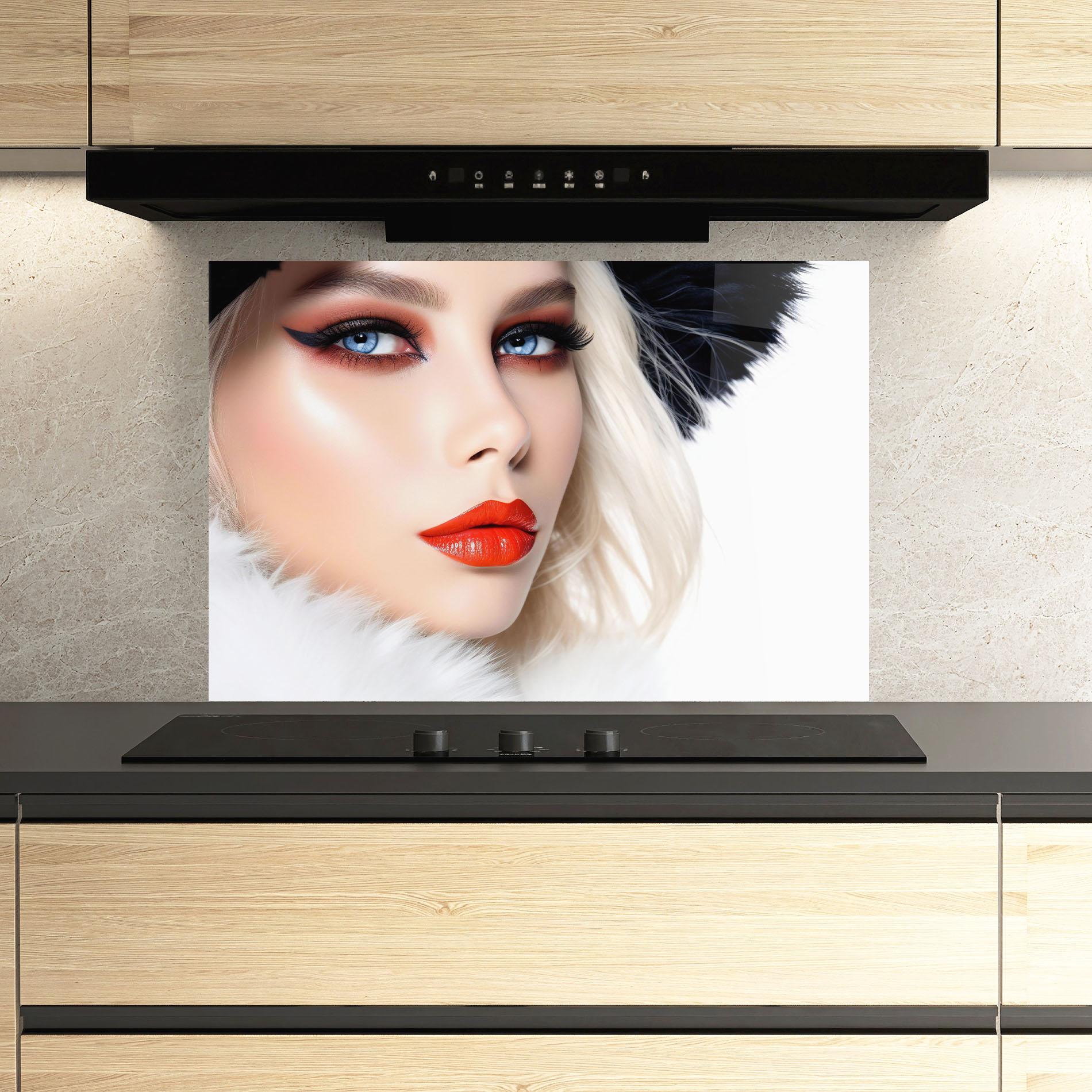 Panou Sticla Bucatarie White Hair Makeup mockup 3