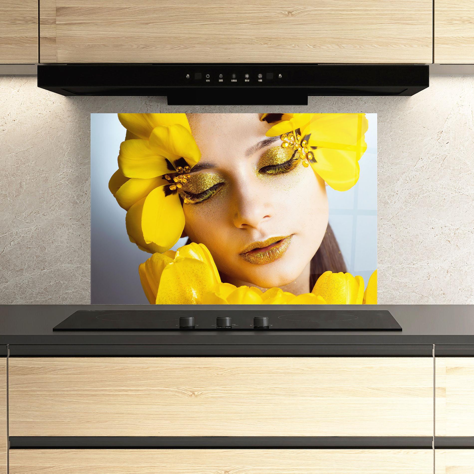 Panou Sticla Bucatarie Yellow Flowers Makeup mockup 3
