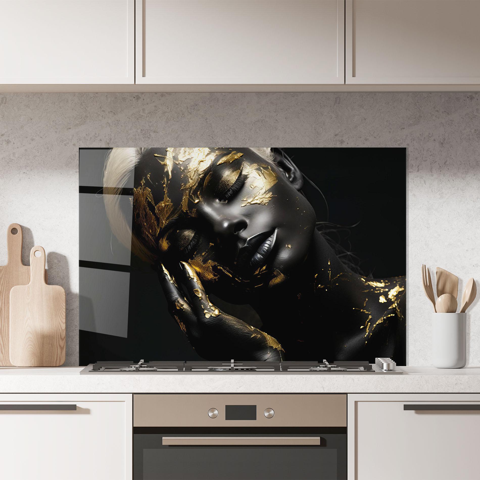 Panou Sticla Bucatarie Gold Makeup On Black mockup 7