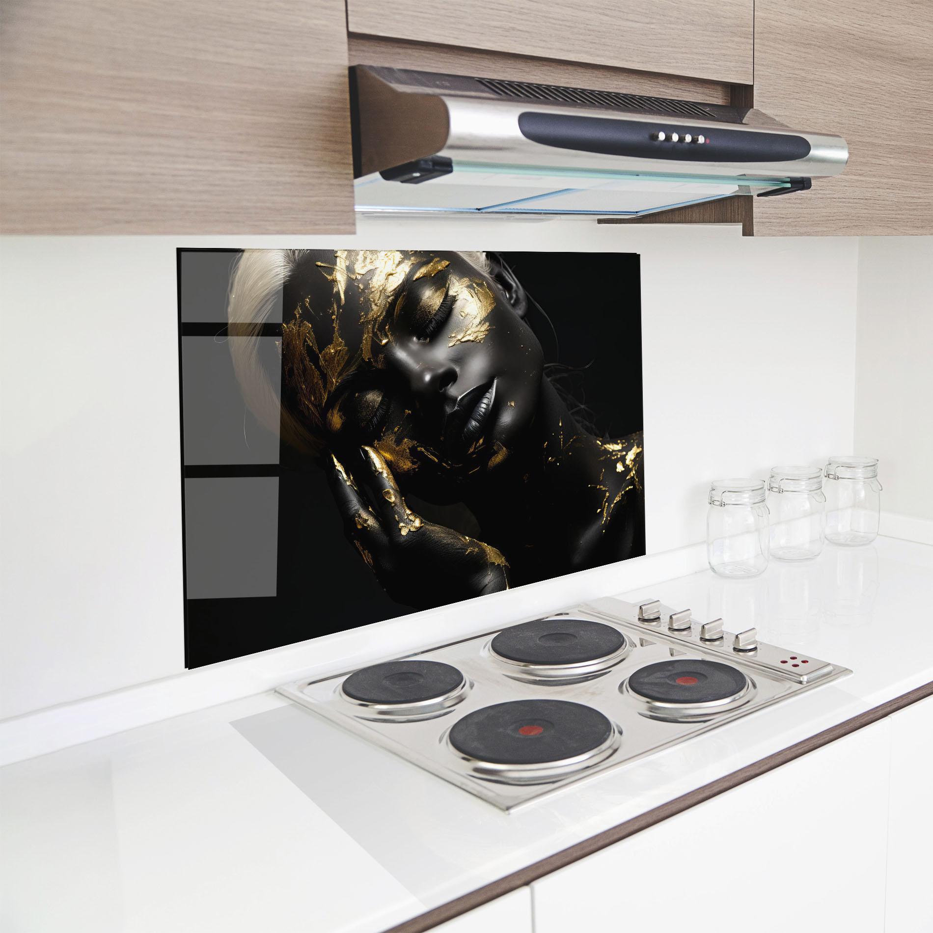 Panou Sticla Bucatarie Gold Makeup On Black mockup 8