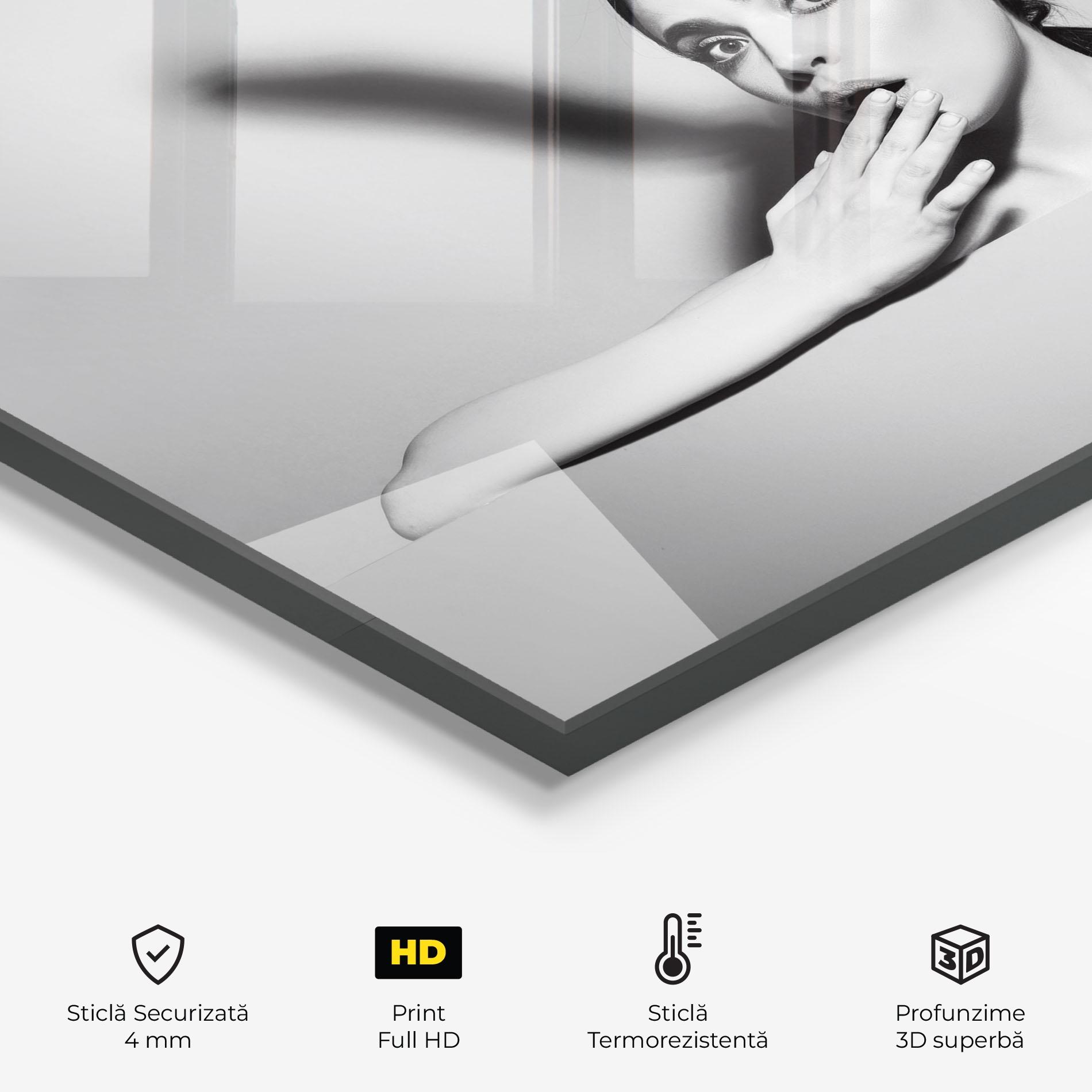 Panou Sticla Bucatarie Bunny Ears Peeking mockup 2