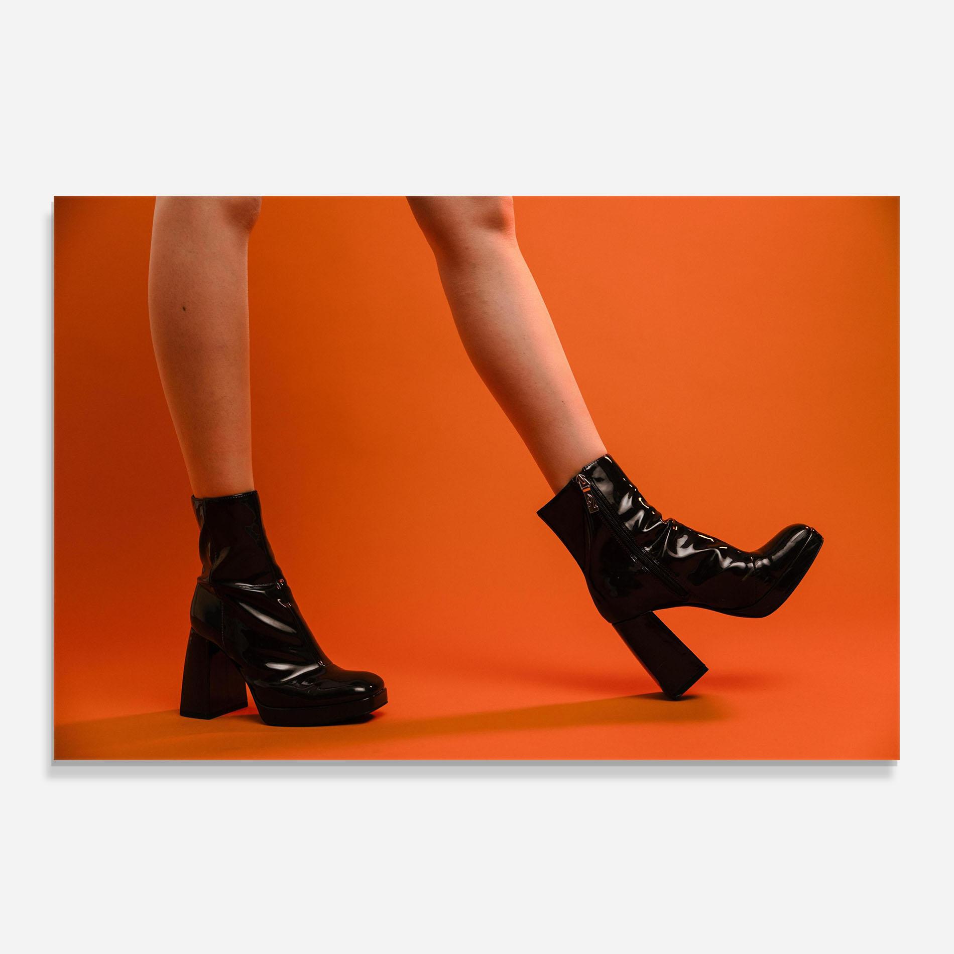 Panou Sticla Bucatarie Black Boots On Orange mockup 0