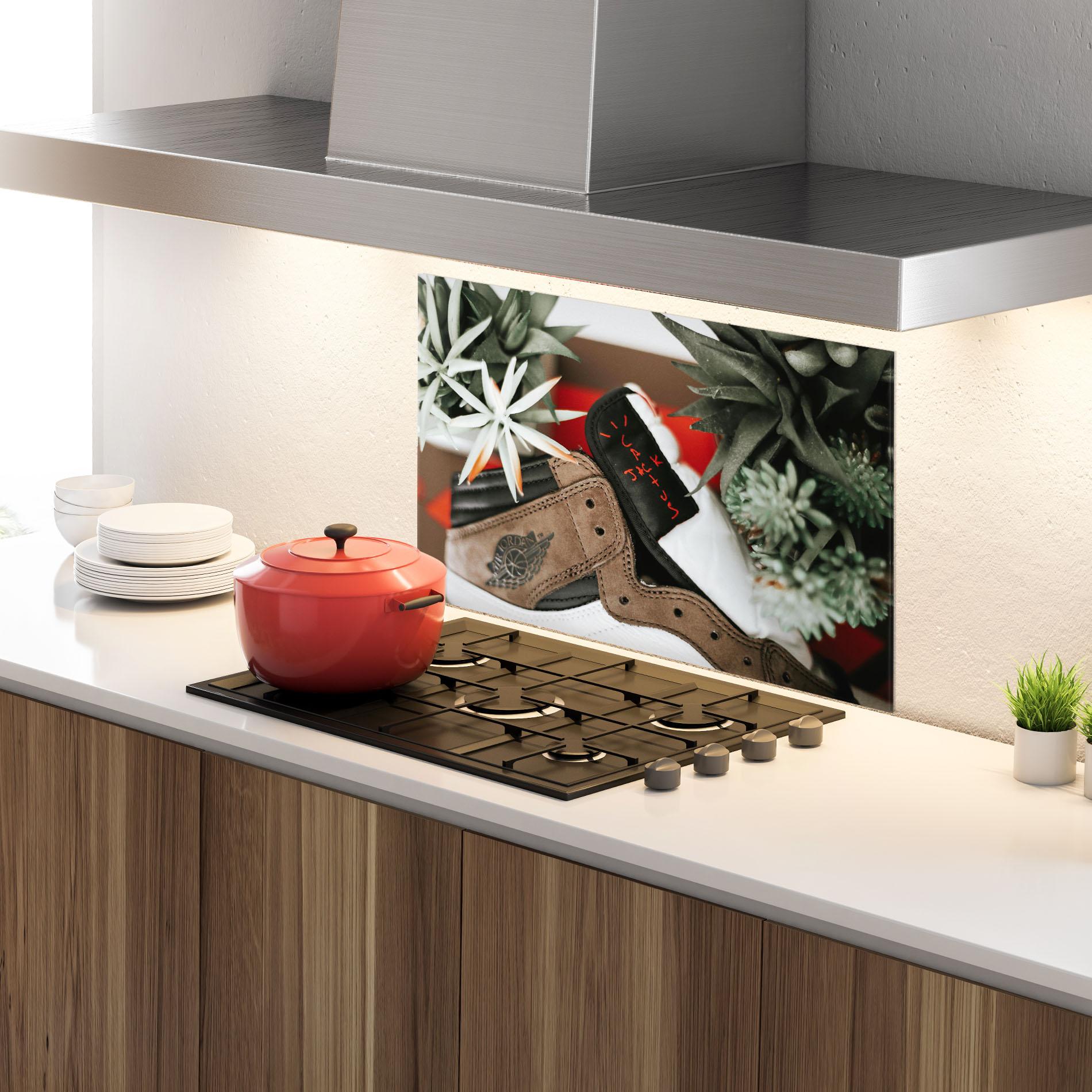 Panou Sticla Bucatarie Brown Air Jordan mockup 4