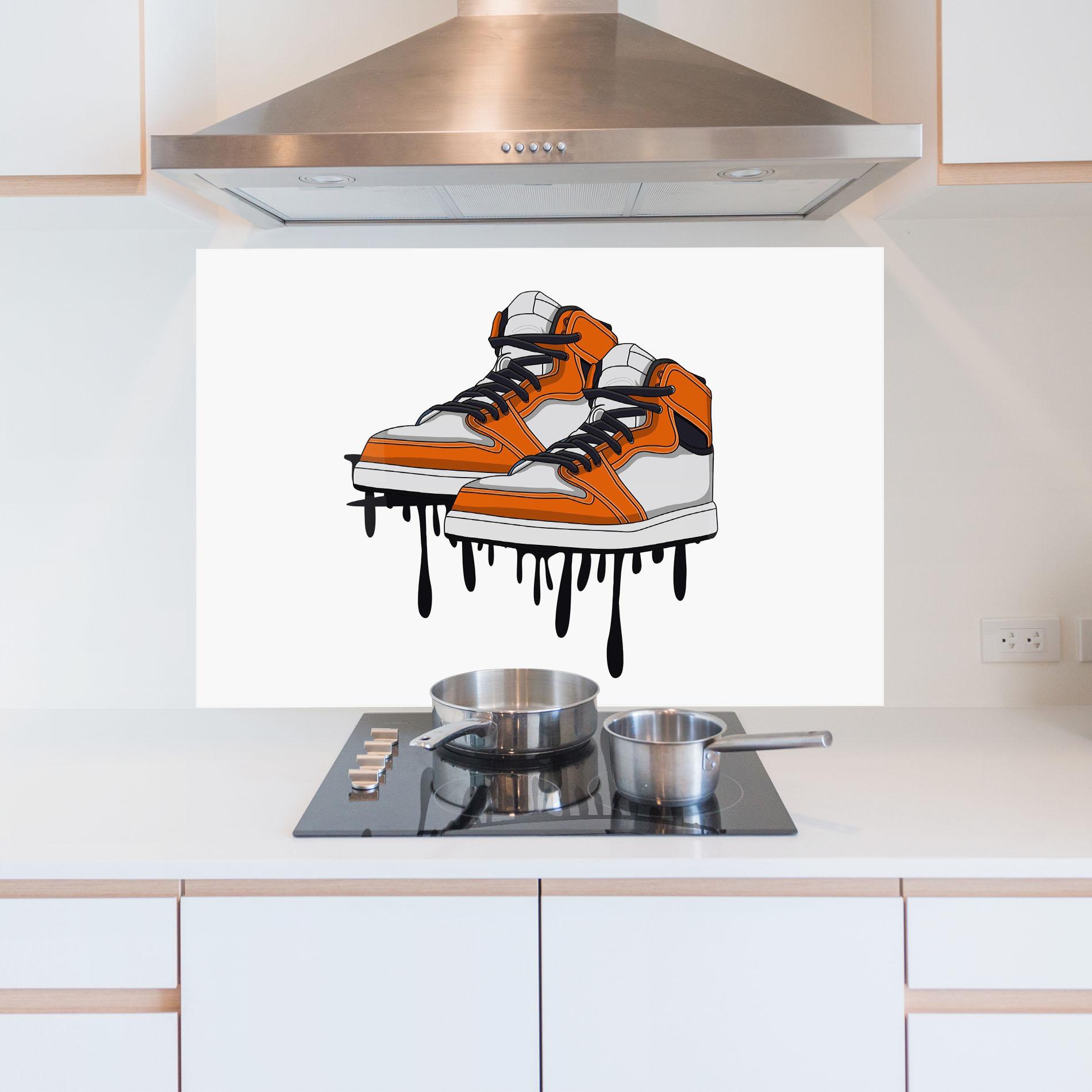 Panou Sticla Bucatarie Black Liquid Shoe mockup 5