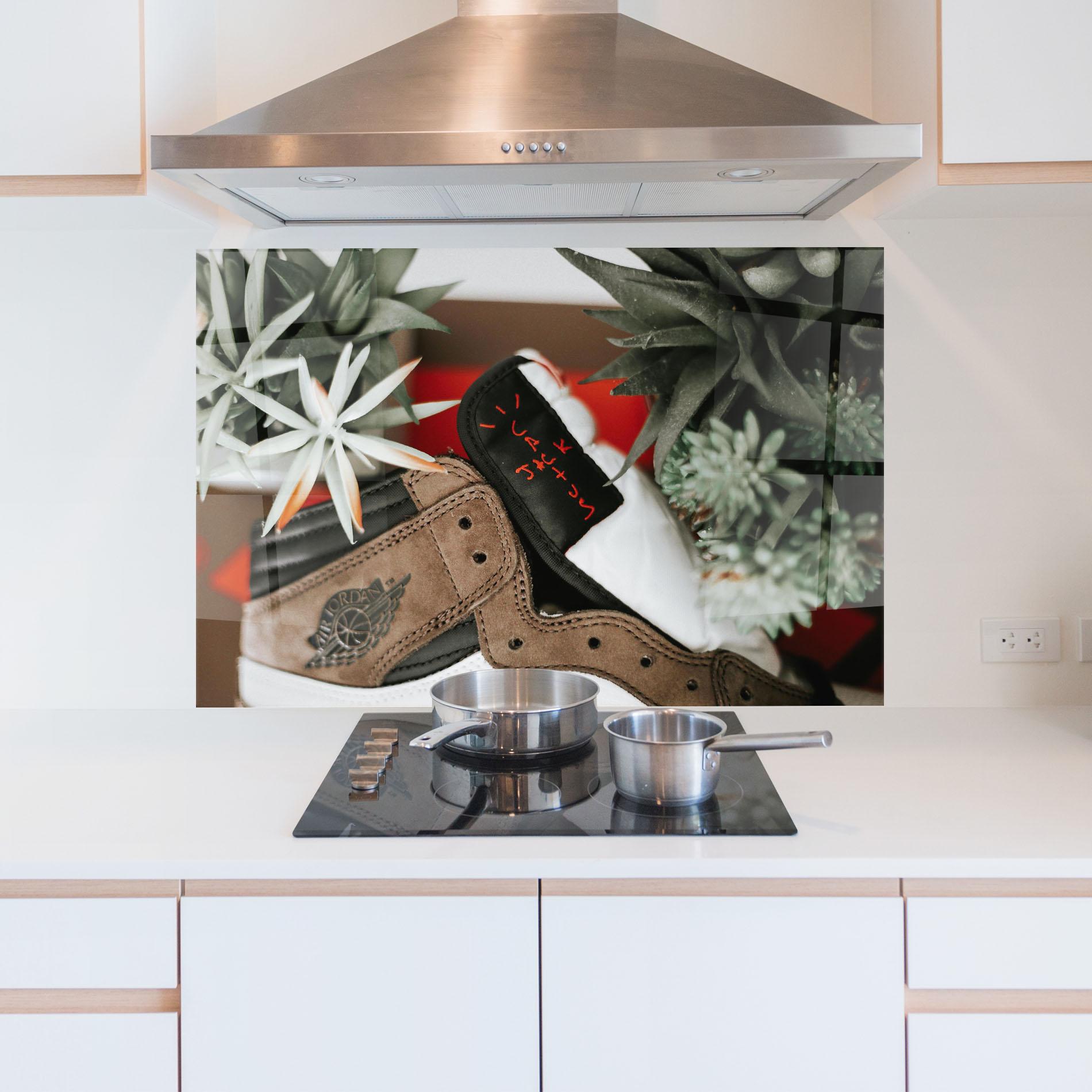 Panou Sticla Bucatarie Brown Air Jordan mockup 5