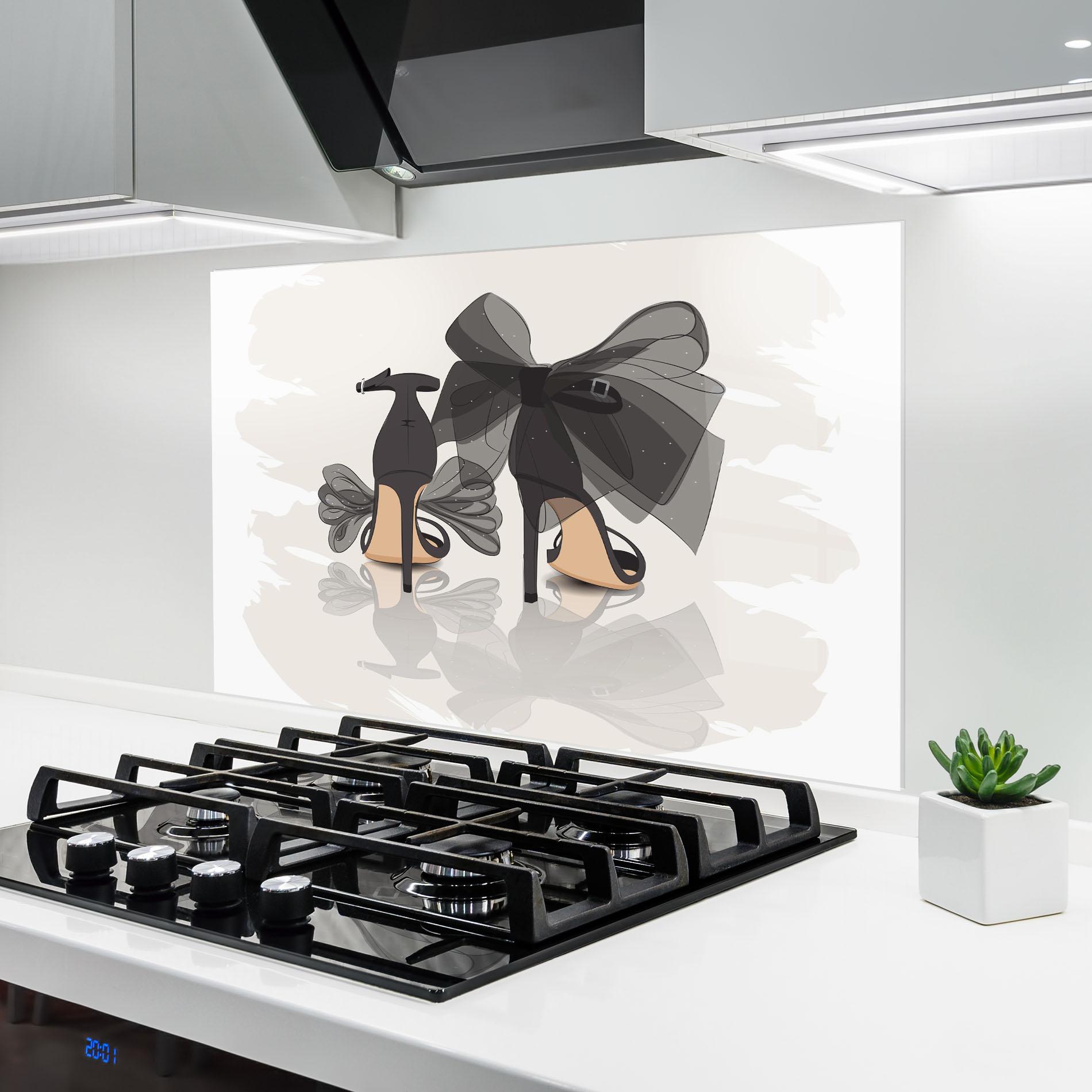 Panou Sticla Bucatarie Black Bow Heels mockup 6