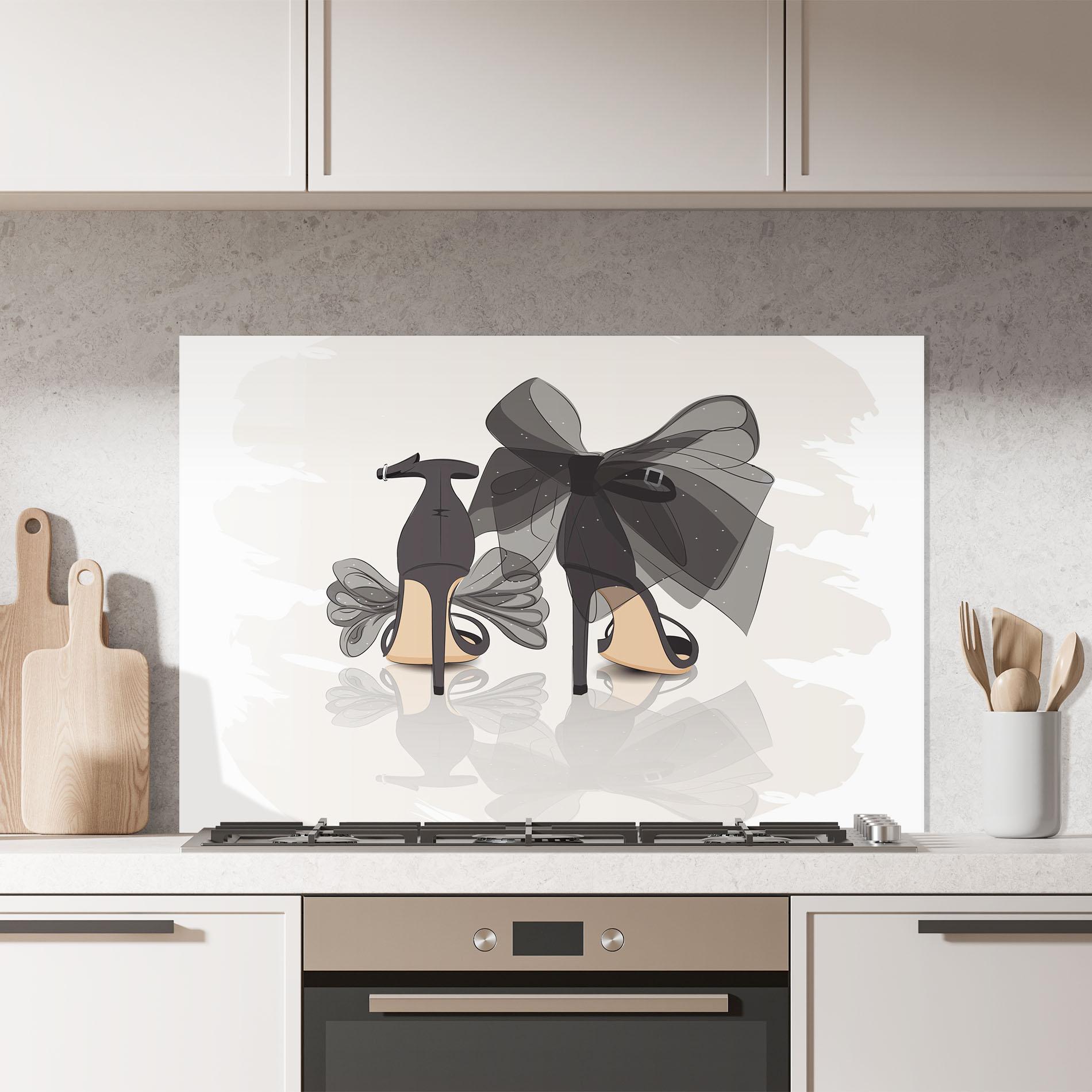 Panou Sticla Bucatarie Black Bow Heels mockup 7