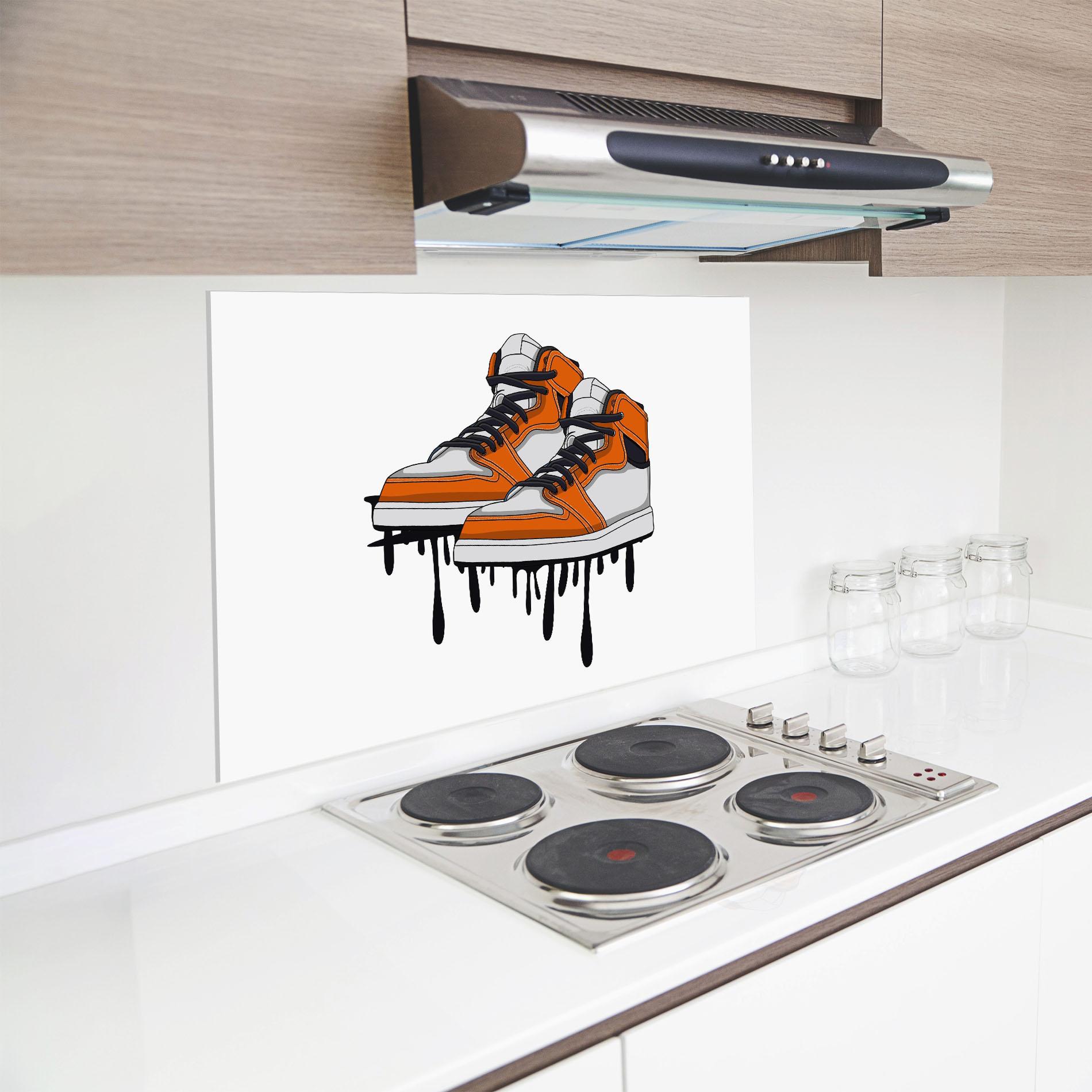 Panou Sticla Bucatarie Black Liquid Shoe mockup 8