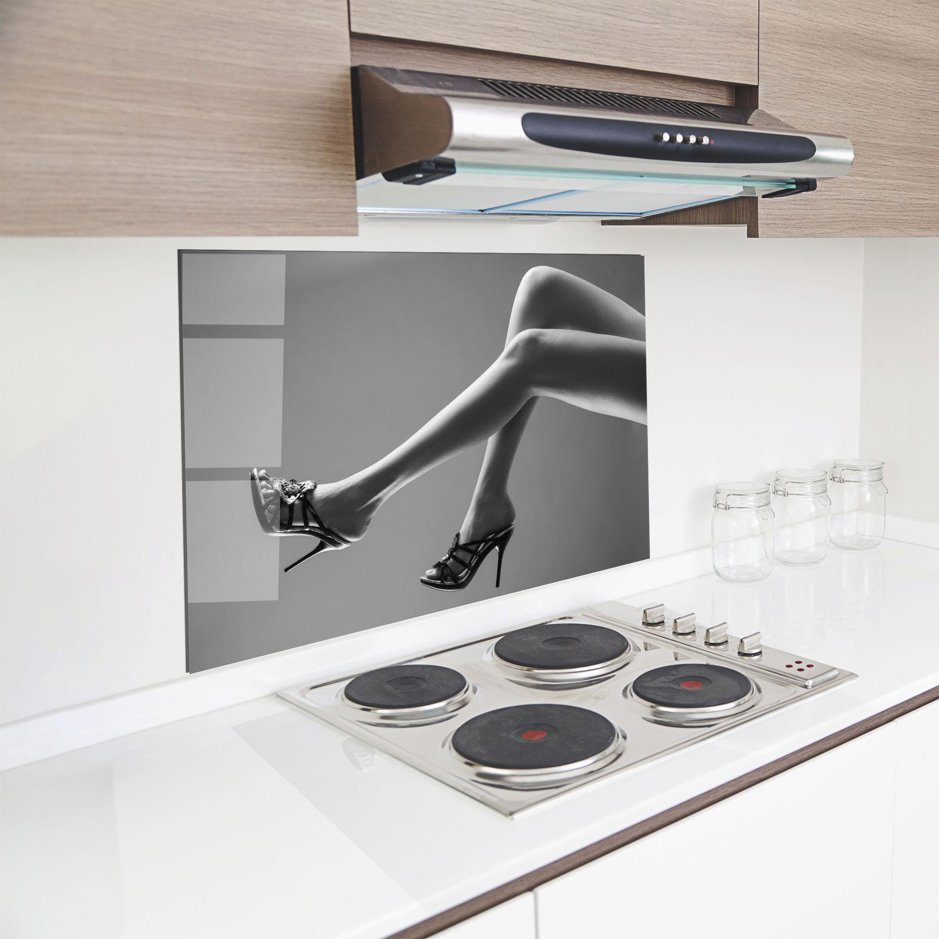 Panou Sticla Bucatarie Black Shoes On Grey mockup 8