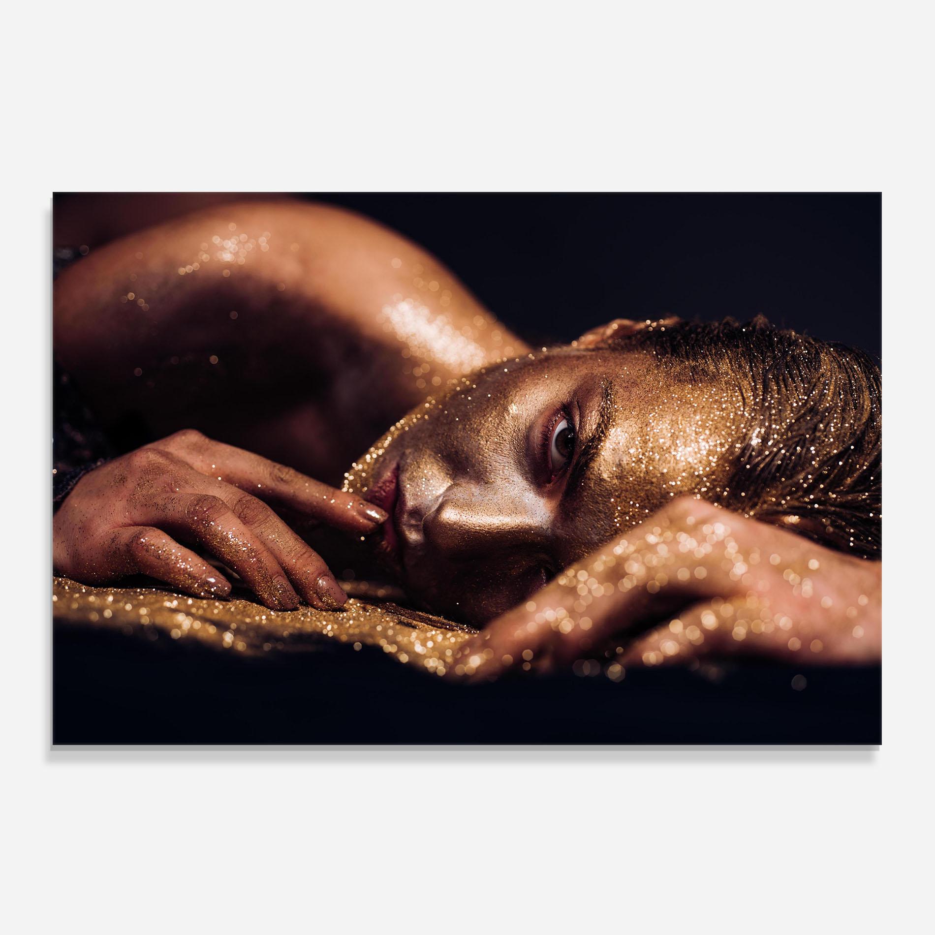 Panou Sticla Bucatarie Gold Vogue Woman mockup 0