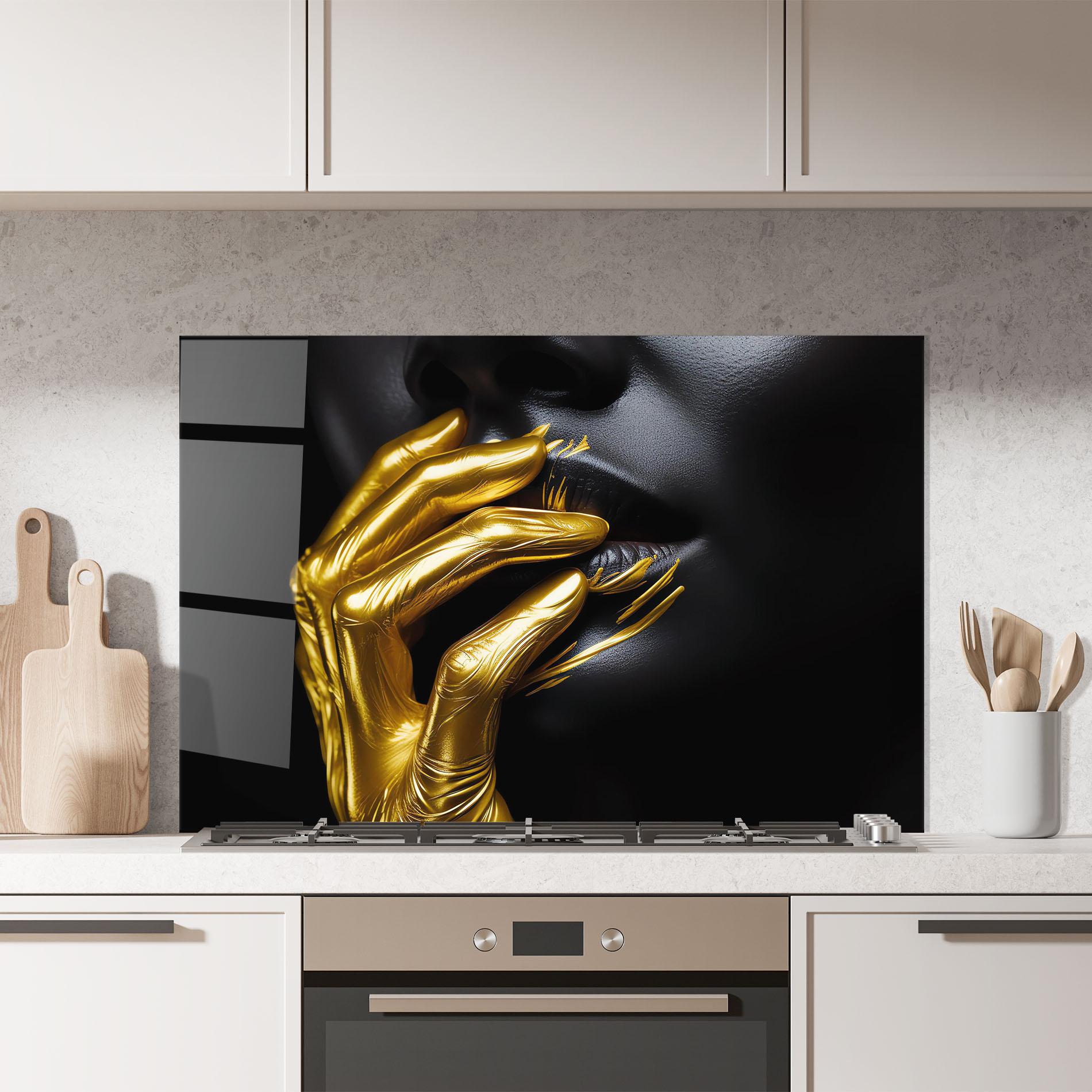 Panou Sticla Bucatarie Gold Small Hand mockup 7