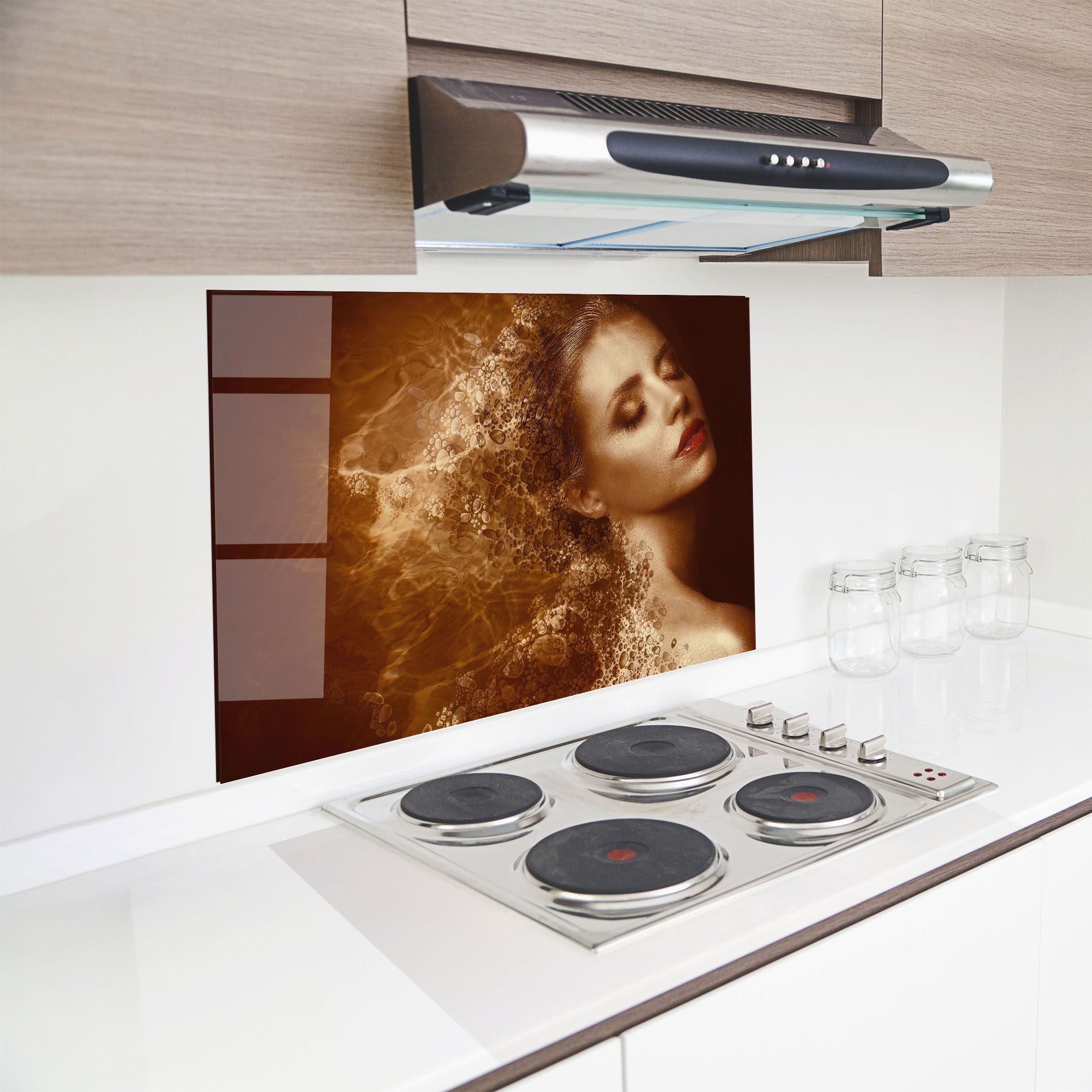 Golden Beauty mockup 8