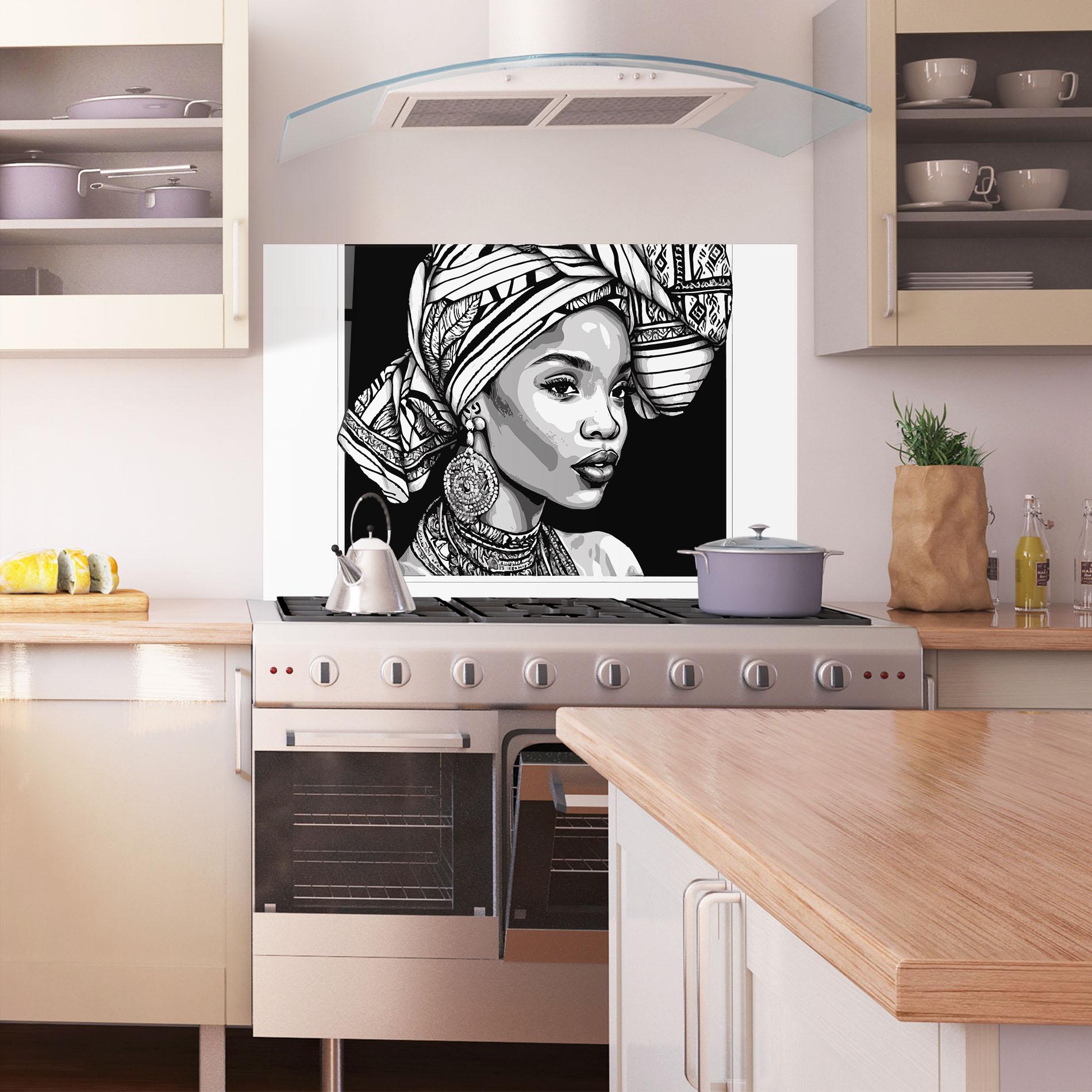 Panou Sticla Bucatarie Beautiful African Lady mockup 1