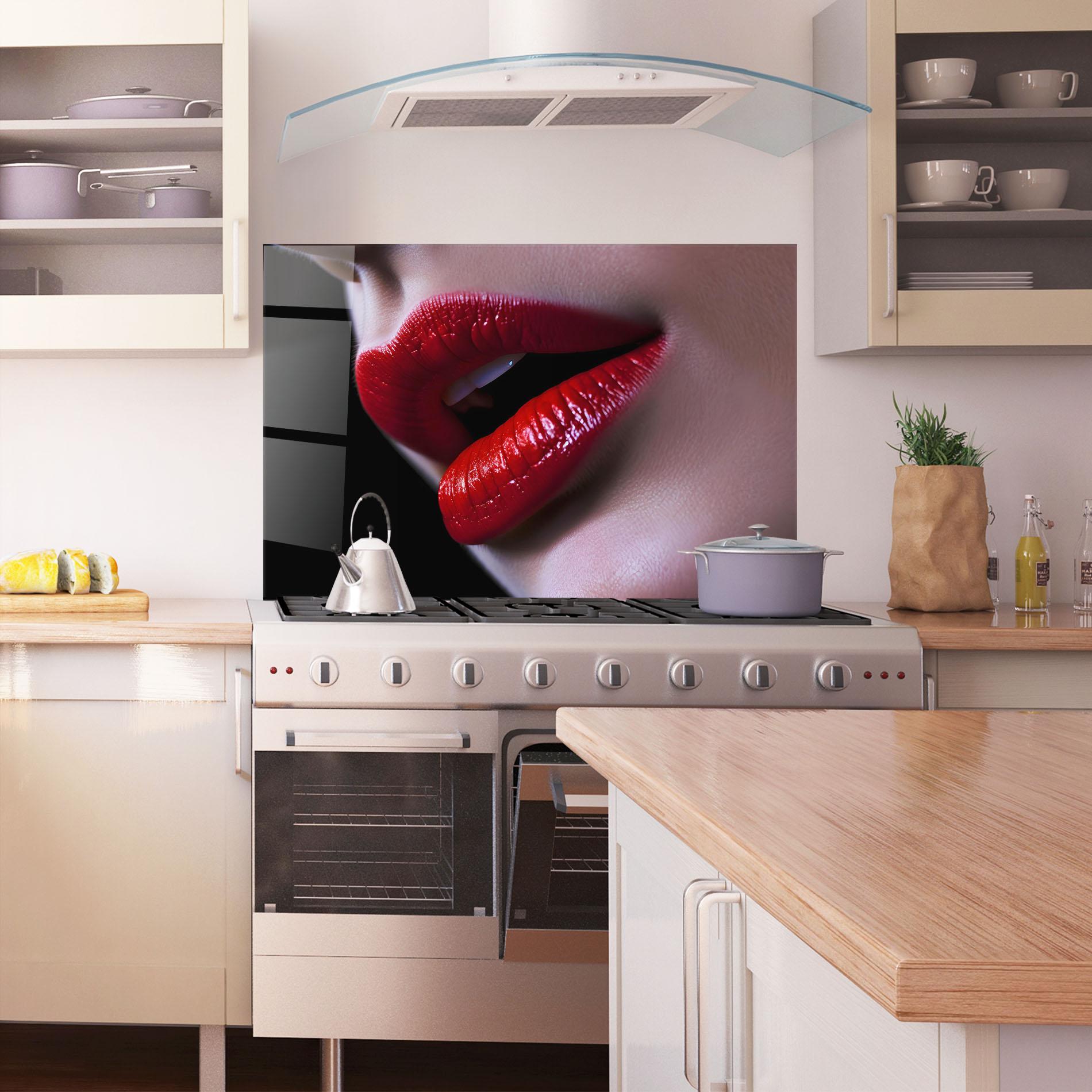 Panou Sticla Bucatarie Close Up Woman mockup 1