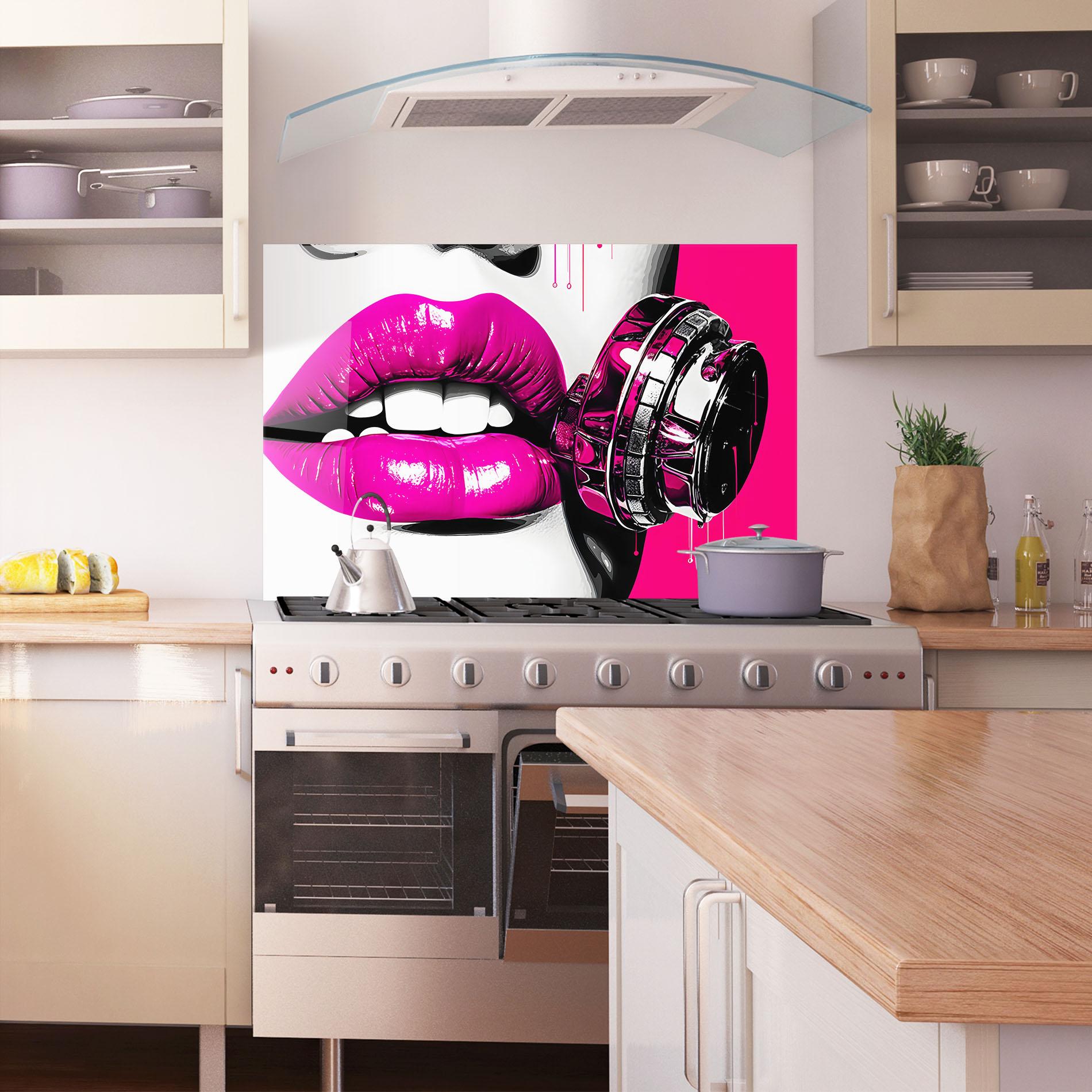 Panou Sticla Bucatarie Hot Pink Lips mockup 1