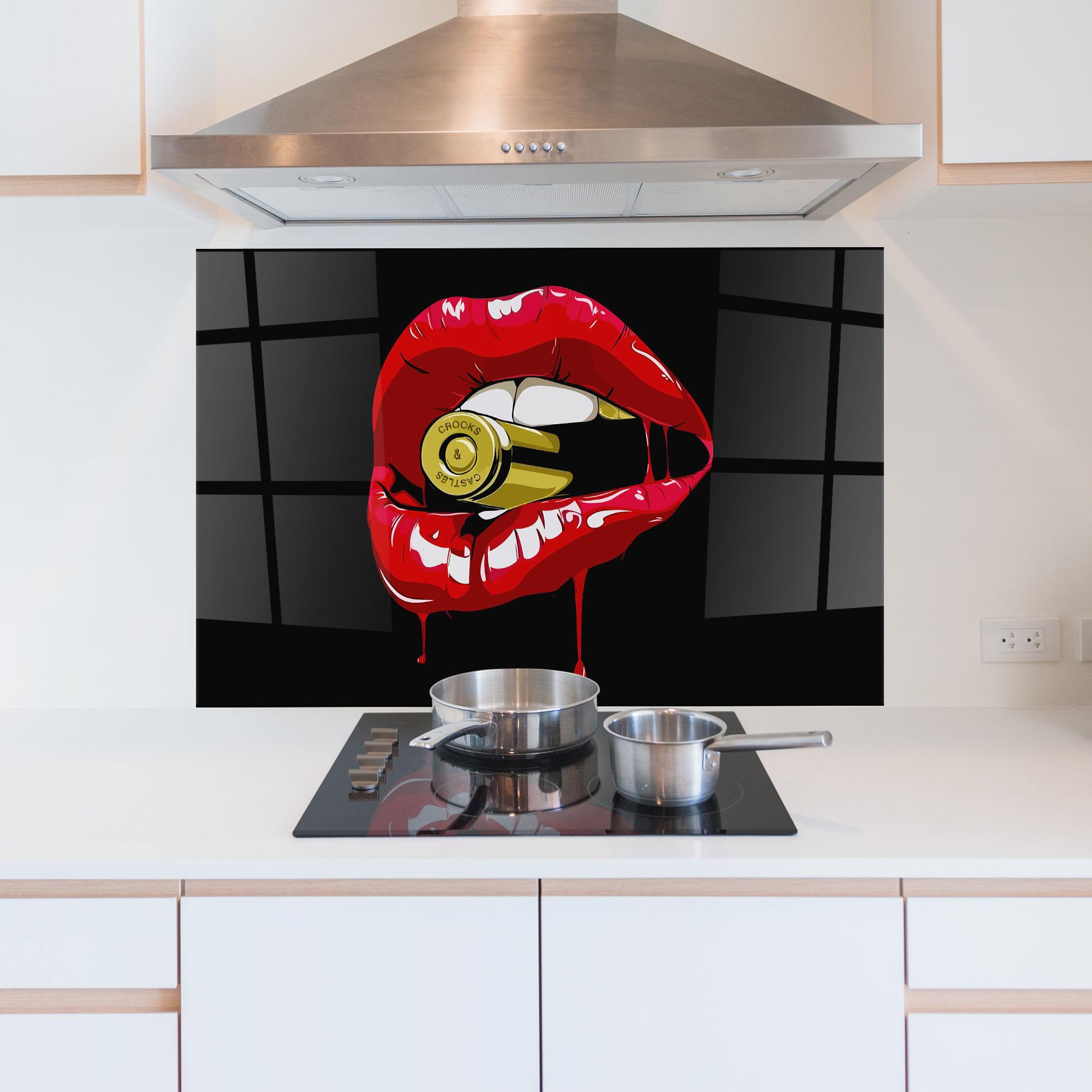 Panou Sticla Bucatarie Bullet Lips mockup 5