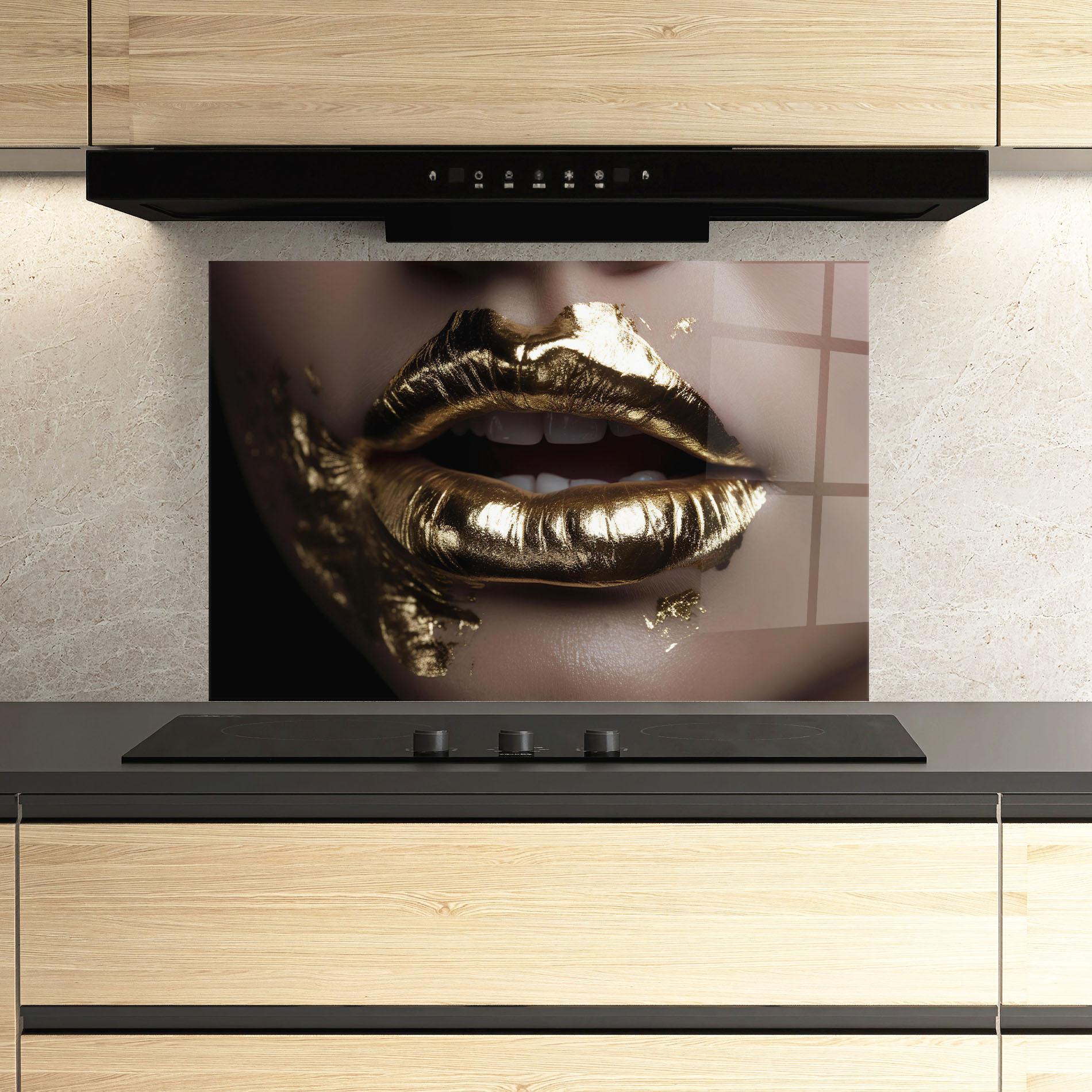 Panou Sticla Bucatarie Gold Lips mockup 3