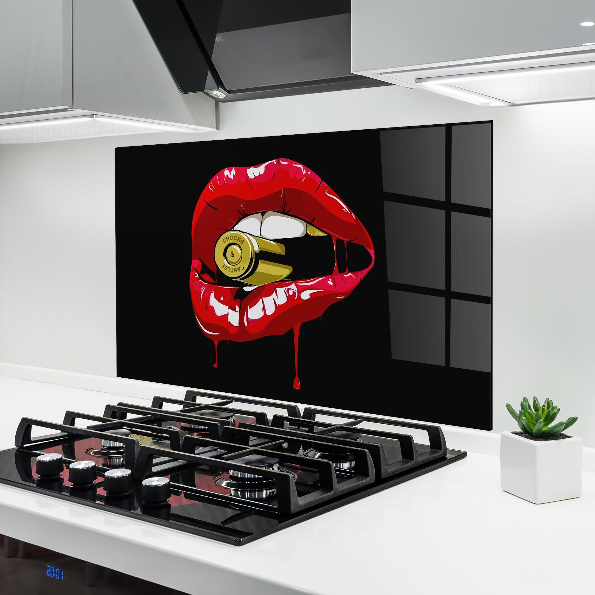 Panou Sticla Bucatarie Bullet Lips mockup 6