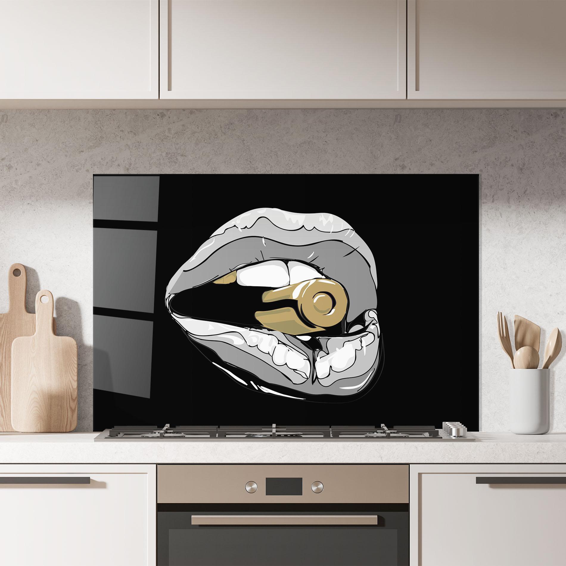 Panou Sticla Bucatarie Grey Bullet Lips mockup 7