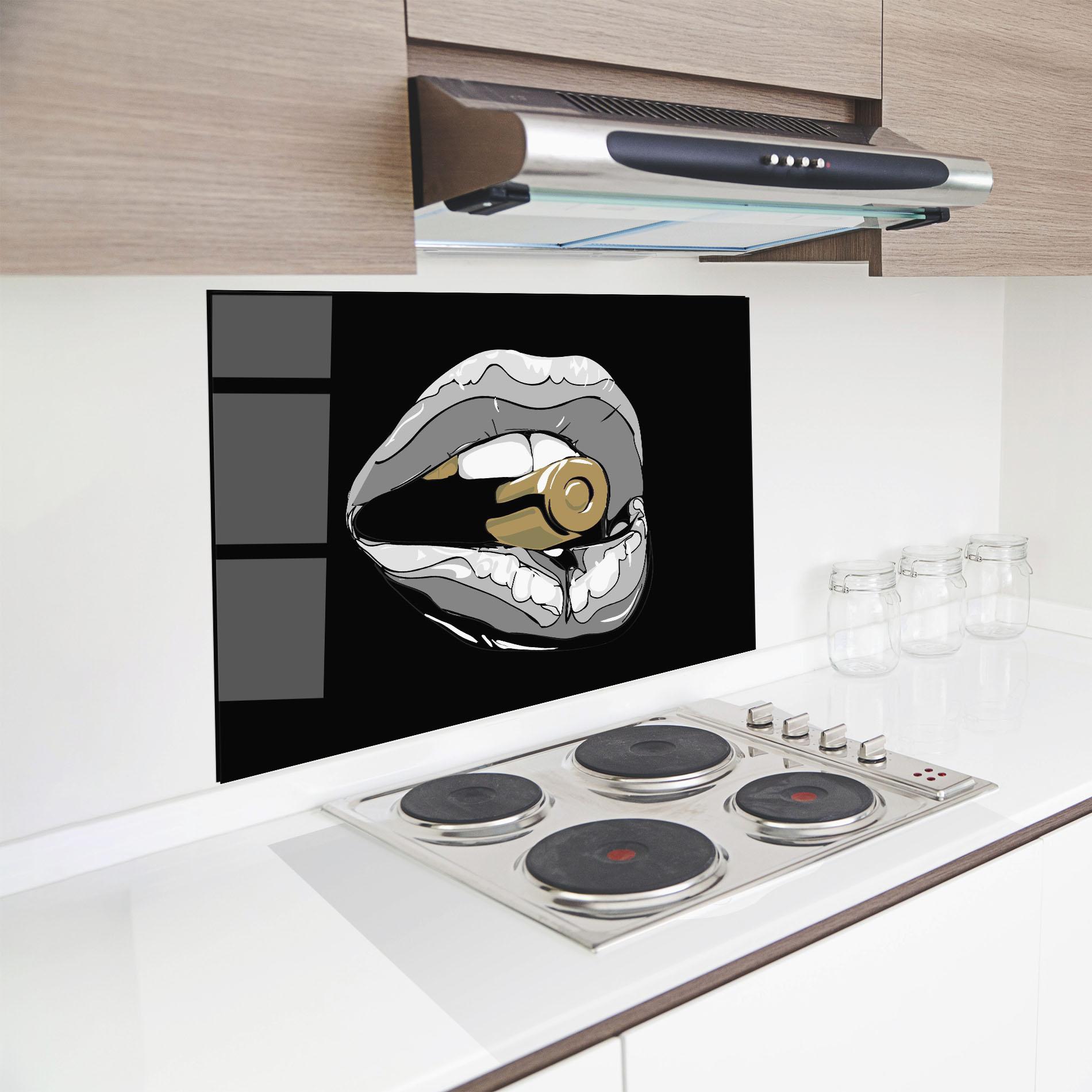 Panou Sticla Bucatarie Grey Bullet Lips mockup 8