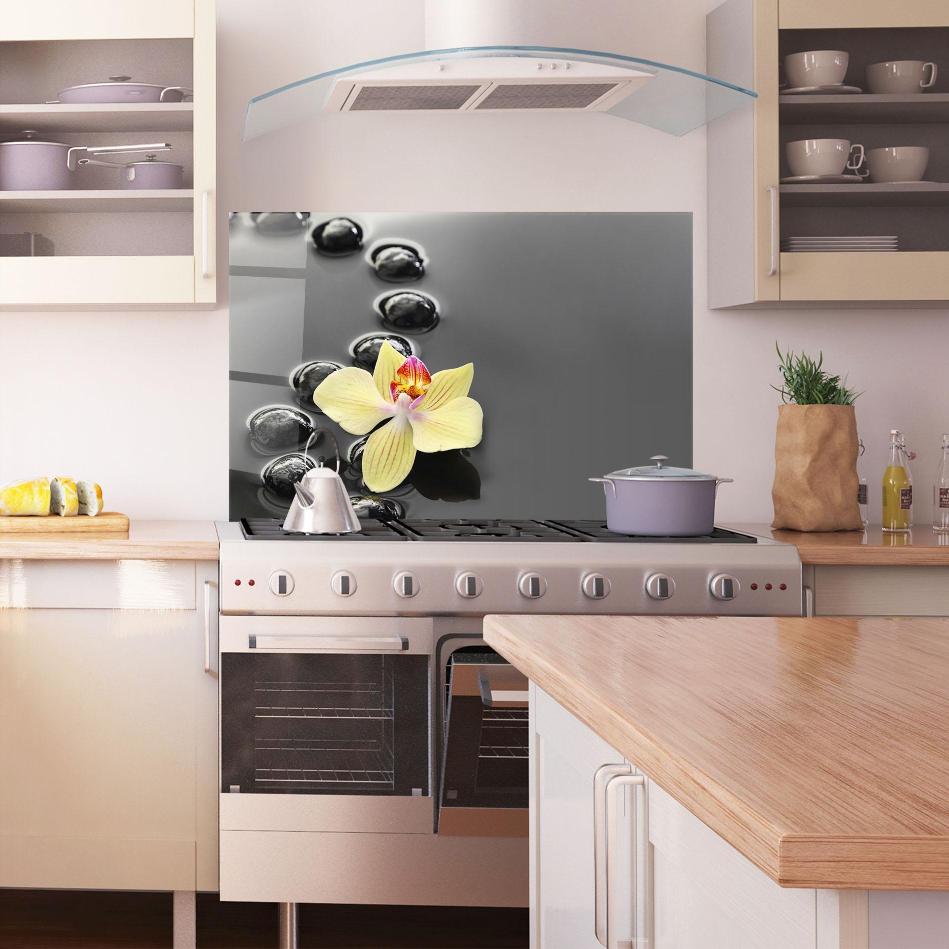 Panou Sticla Bucatarie Orchid In Water mockup 1