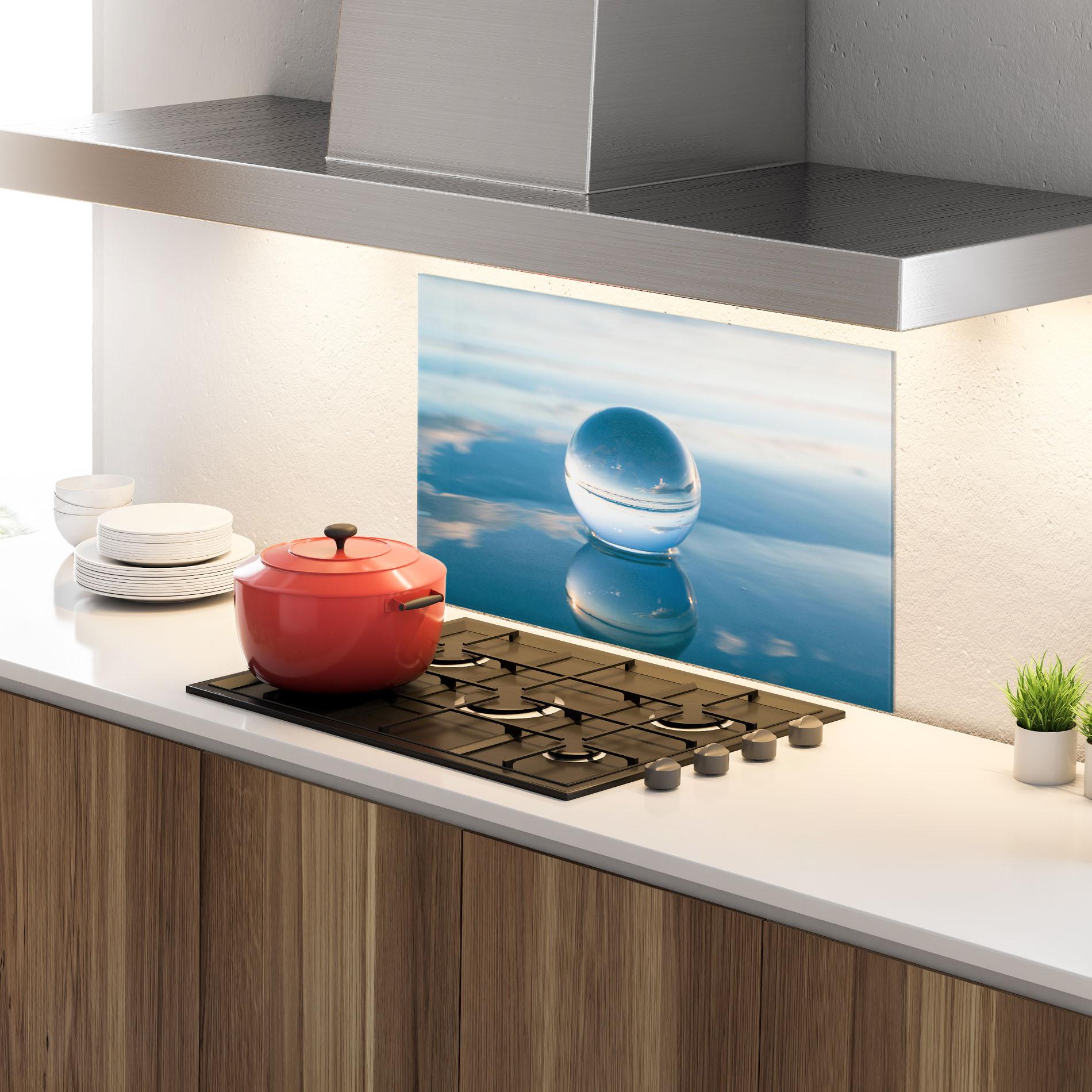 Panou Sticla Bucatarie Crystal Ball Reflecting mockup 4