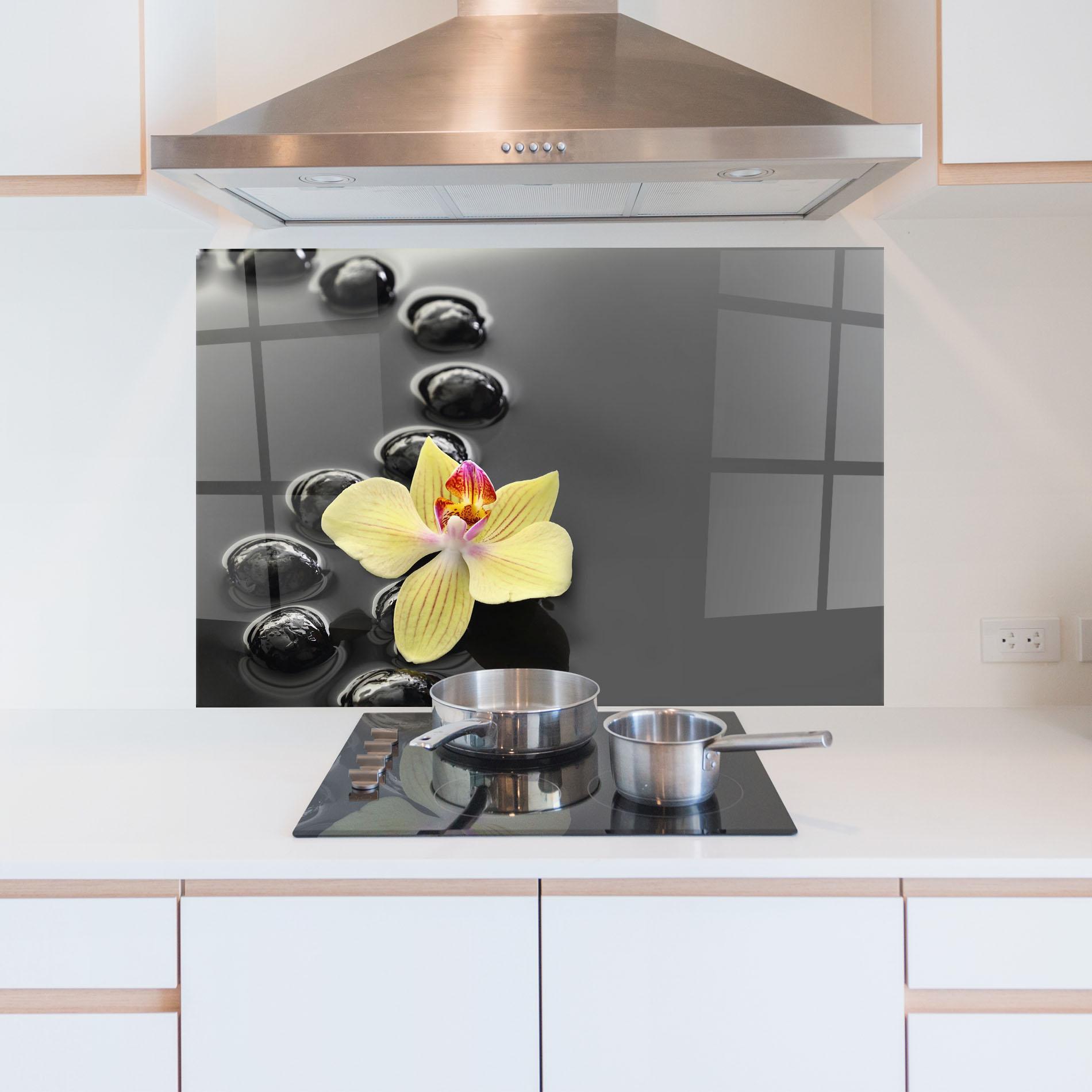 Panou Sticla Bucatarie Orchid In Water mockup 5