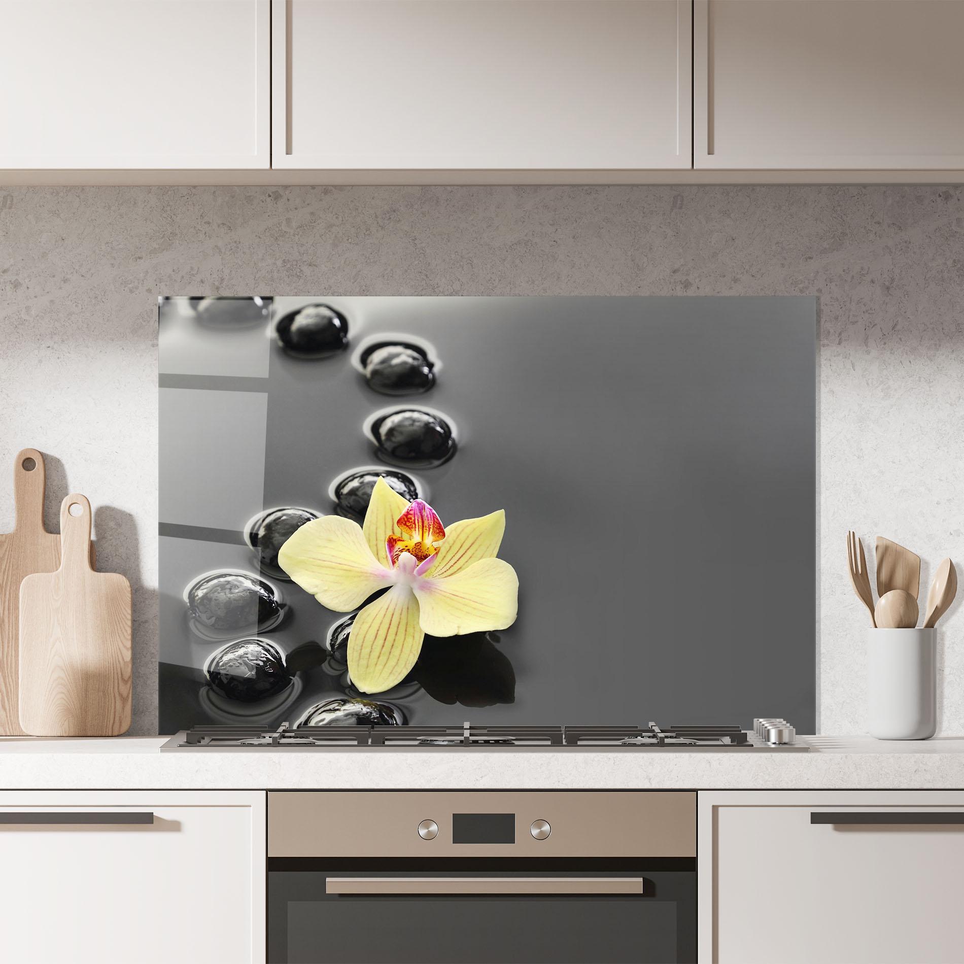 Panou Sticla Bucatarie Orchid In Water mockup 7