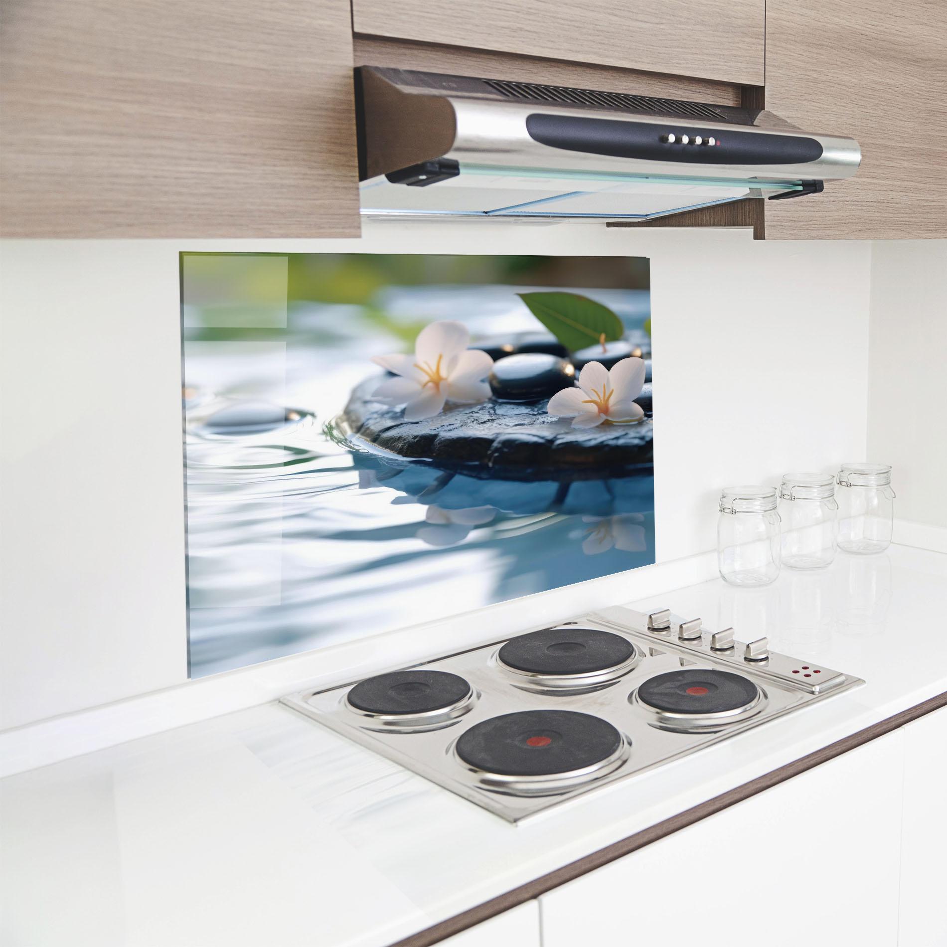 Panou Sticla Bucatarie Water White Flowers mockup 8