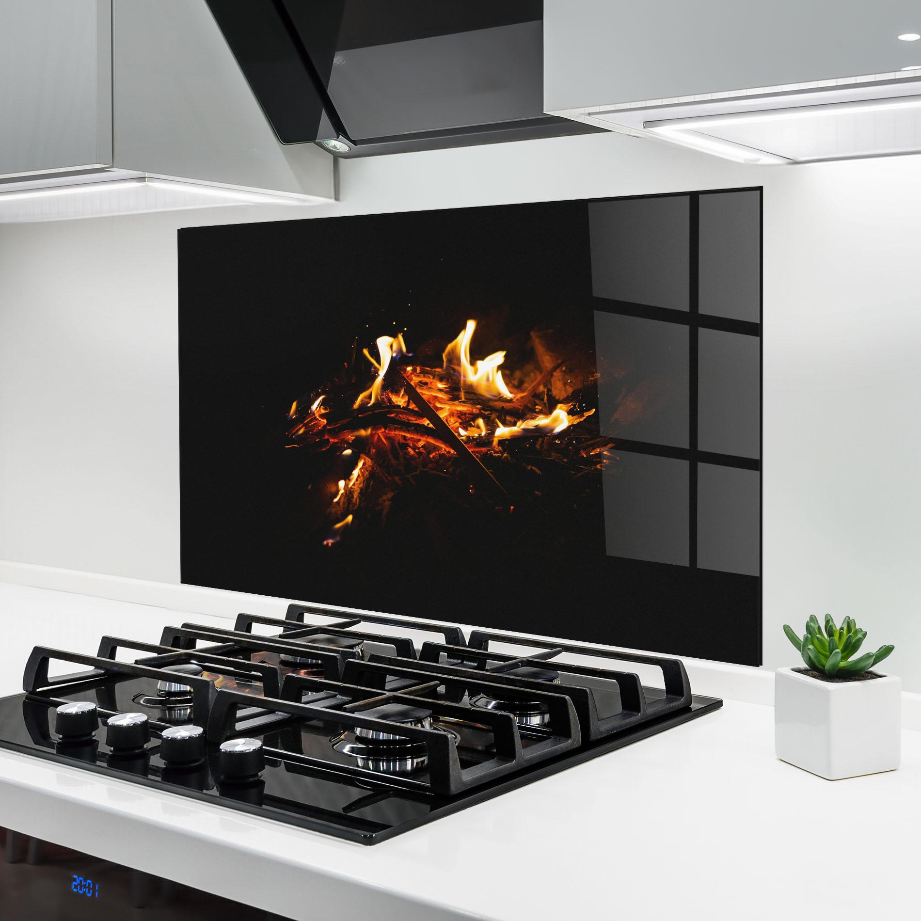 Panou Sticla Bucatarie Fiery Blaze mockup 6