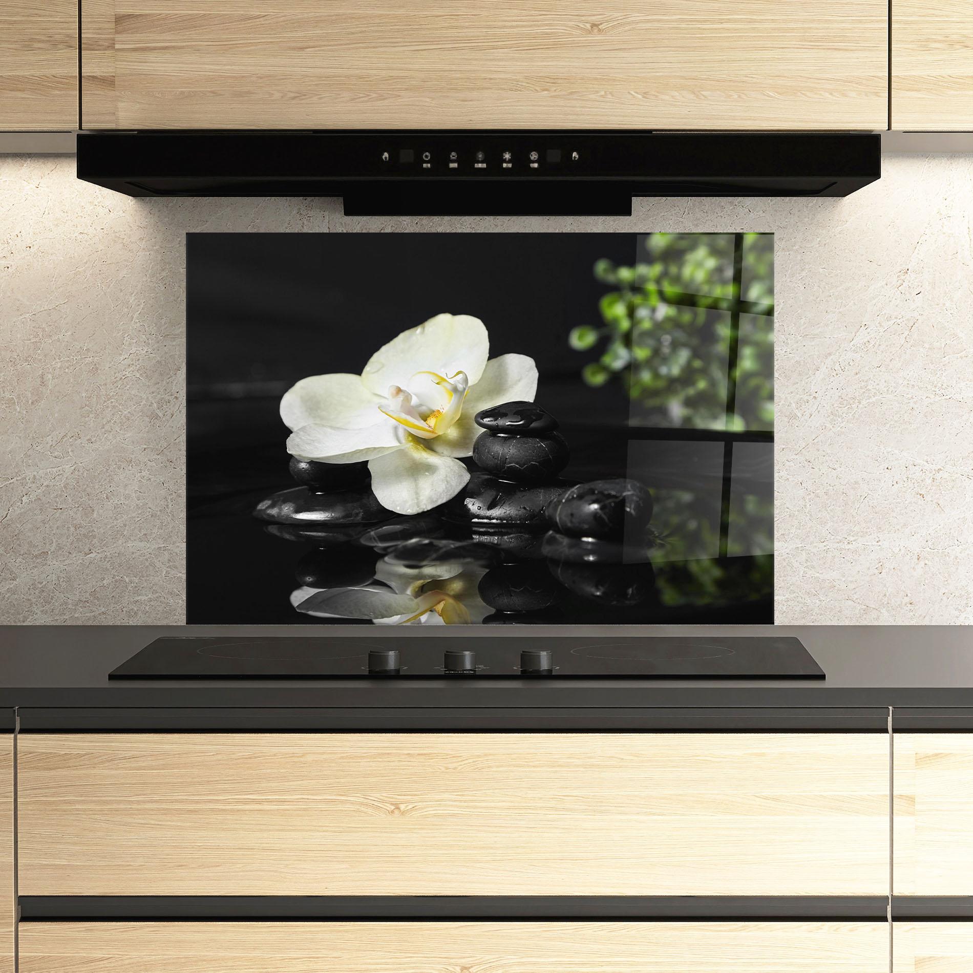 Panou Sticla Bucatarie White Spa Flower mockup 3