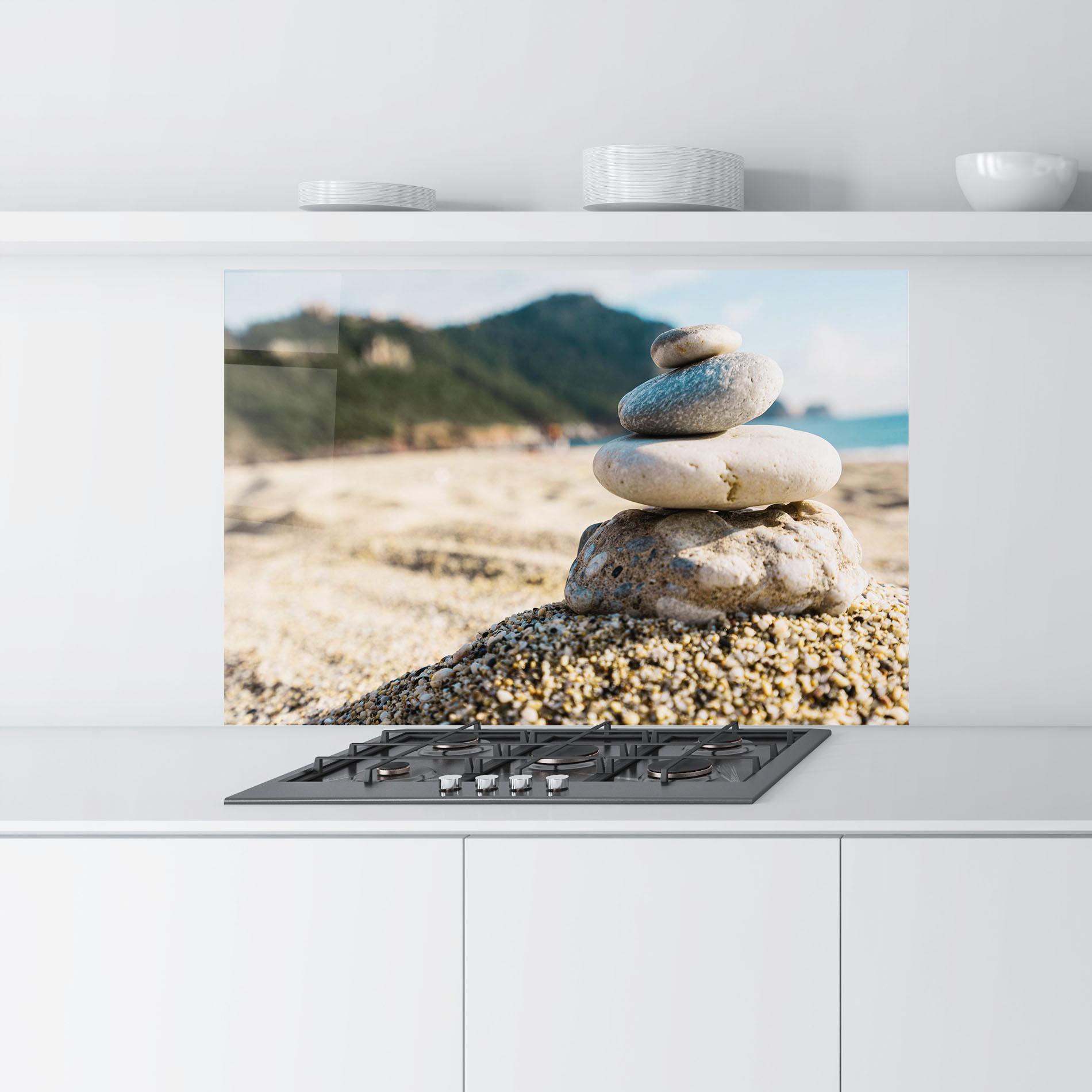 Panou Sticla Bucatarie Pyramid Stones Beach mockup 9