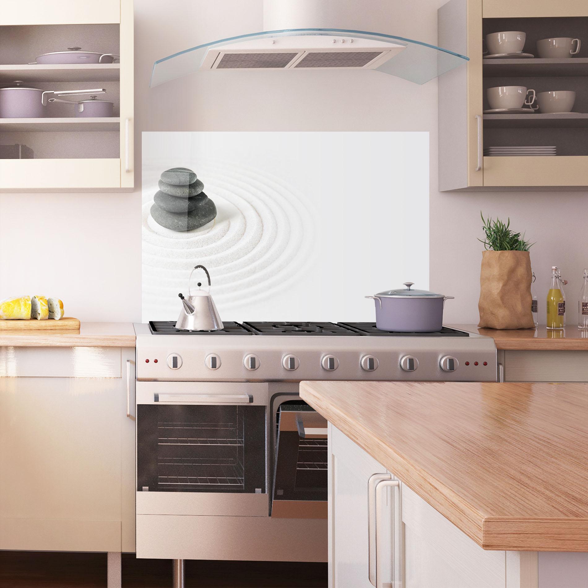 Panou Sticla Bucatarie Black Stones Sand mockup 1