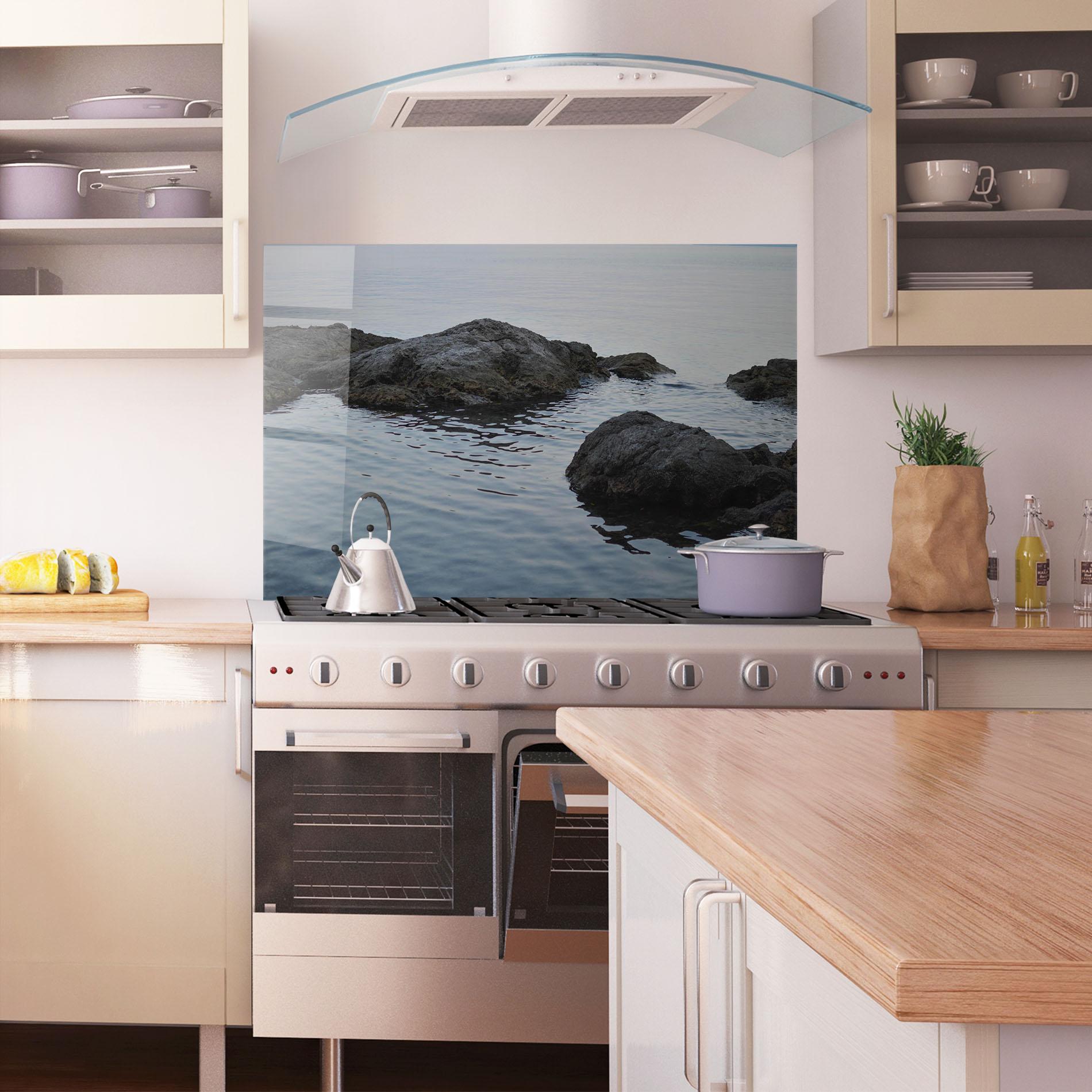 Panou Sticla Bucatarie Calm Water Stones mockup 1